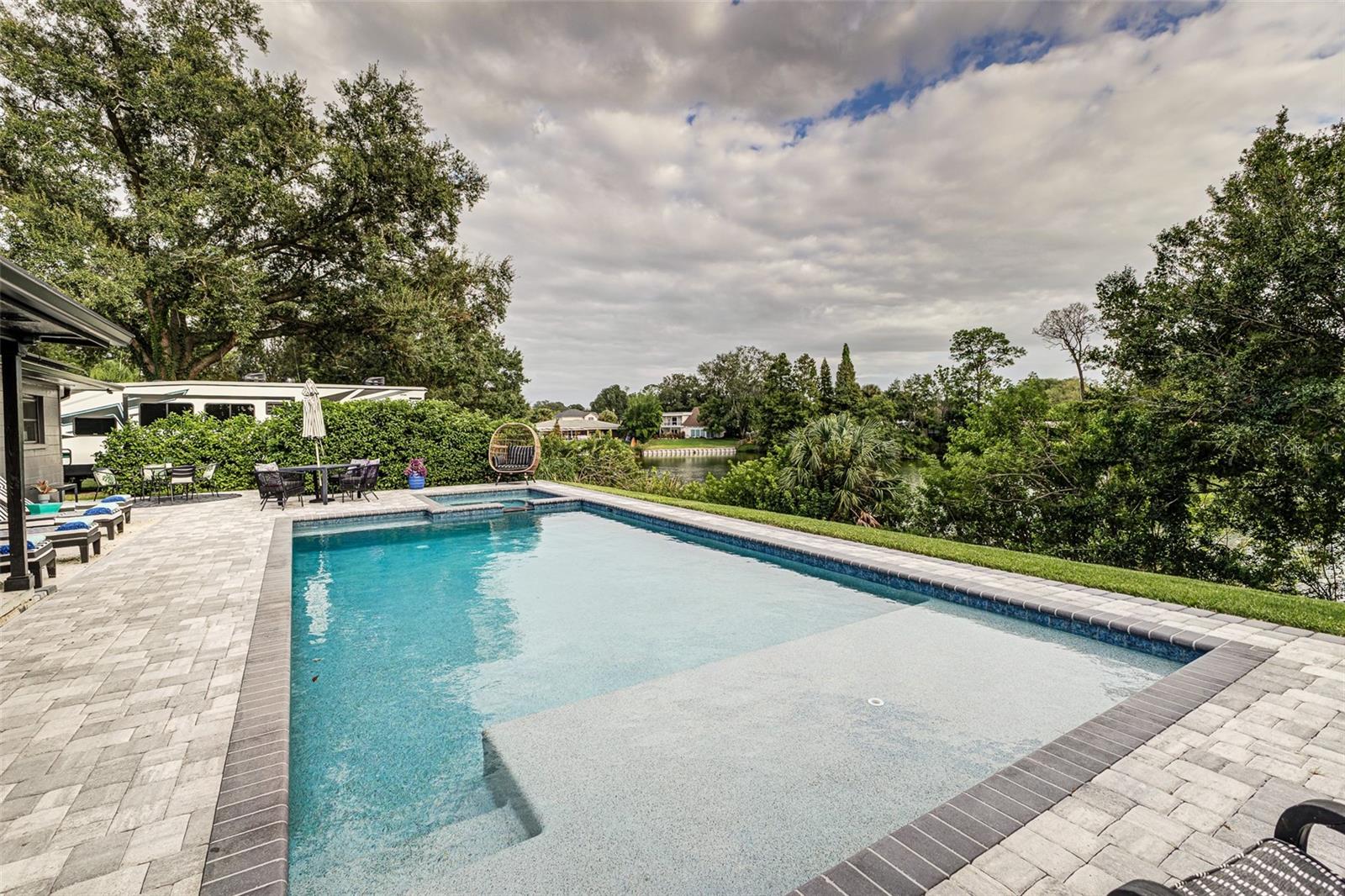 WILLIAMSBURG ESTATES - Residential