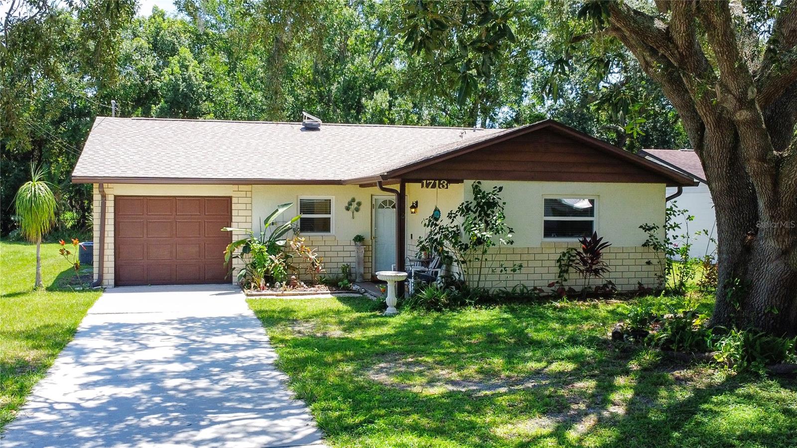 Energy-Efficient and move in ready.
Well maintained home combines modern updates with incredible energy savings with no HOA! Featuring new laminate and carpet flooring. Updated kitchen. The paid off solar system means no solar payments-just lower utility bills for years to come! New roof (2024) for peace of mind. Hurricane grade windows (2024) with transferable warranty for added protection and value. Rear porch newly rescreened featuring vinyl tinted panels providing versatile outdoor living space. Metal storage shed in back yard. Hybrid solar/electric hot water heater for maximum energy efficiency. Located in a established neighborhood with beautiful Oak trees. Just 2 miles away from Saint Cloud lakefront park. Minutes from community pool-Chris Lyle Aquatic Center. Five minute drive to nearest hospital-ER. Lots of local restaurants and shopping nearby. This home is perfect for buyers looking for modern updates & long term savings. Owner is Florida Real Estate Agent/REALTOR.
3D tour:https://nodalview.com/s/1t-KnW1BL5zQfstXDNdxTe .