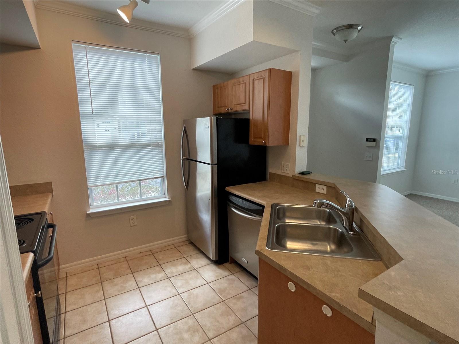 ADMIRALS WALK - Residential Lease