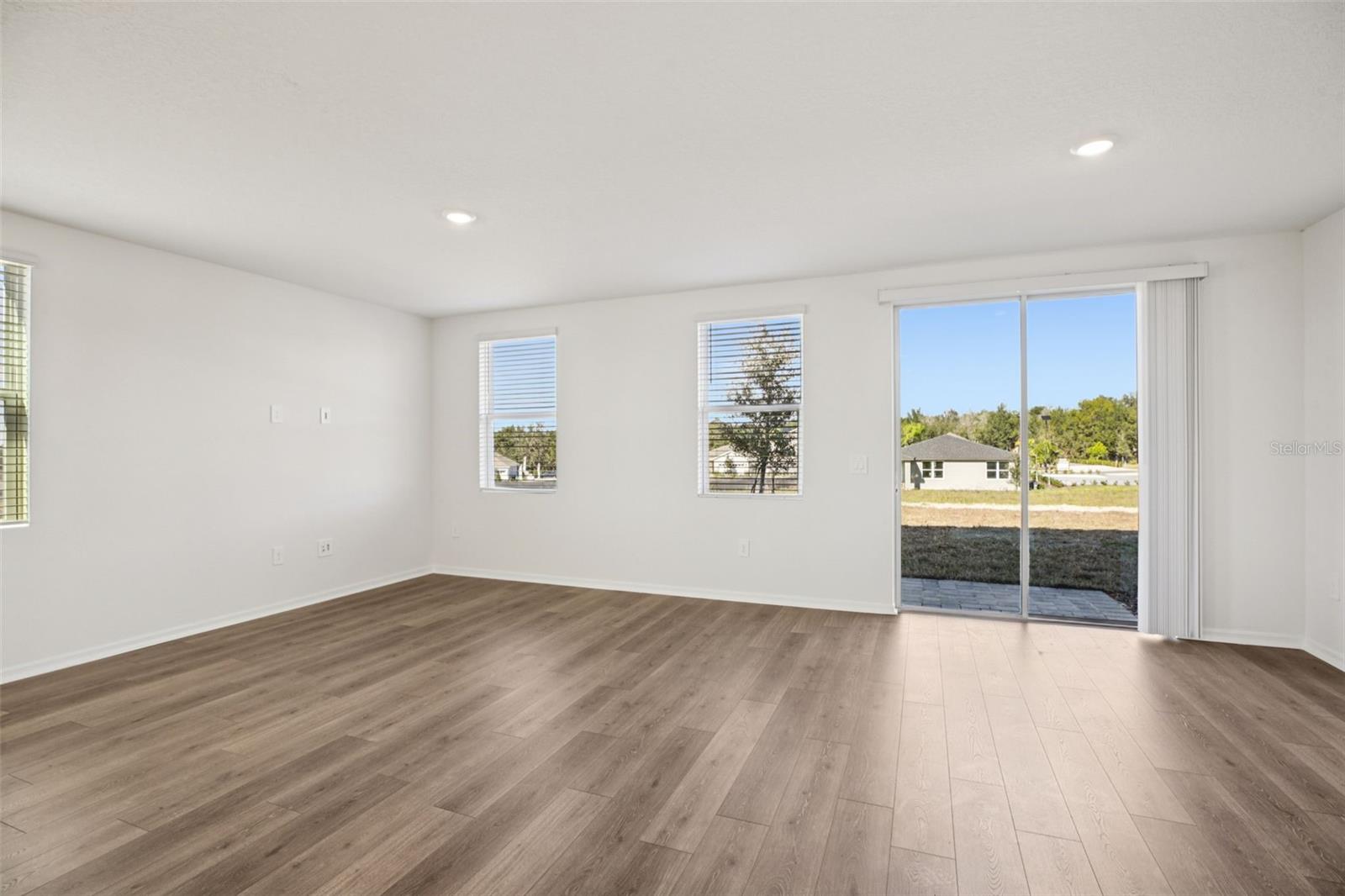 THE RESERVE AT HAMMOCK OAKS - Residential