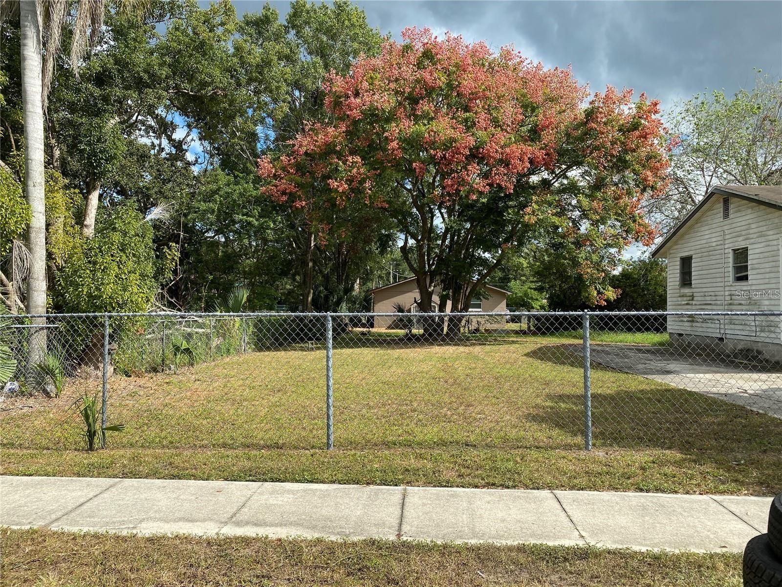 Platted R1 residential lot. The community of Midway is vibrant and full of new construction. Electric and water services are available at the street. Septic systems required. Just minutes from downtown Sanford, the Orlando/Sanford Airport, and the St Johns River. Easy drive into downtown Orlando via SR417 or New Smyrna/Daytona Beach via SR415. No homeowner's association. All ready to build your new home here. Let's make a deal. (Street #2069 is for mapping purposes only and is not yet assigned by Seminole County.)