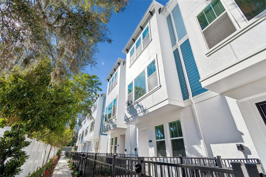 Photo of 6605 N Nebraska Avenue #18, Tampa, FL 33604 (MLS # TB8464470)