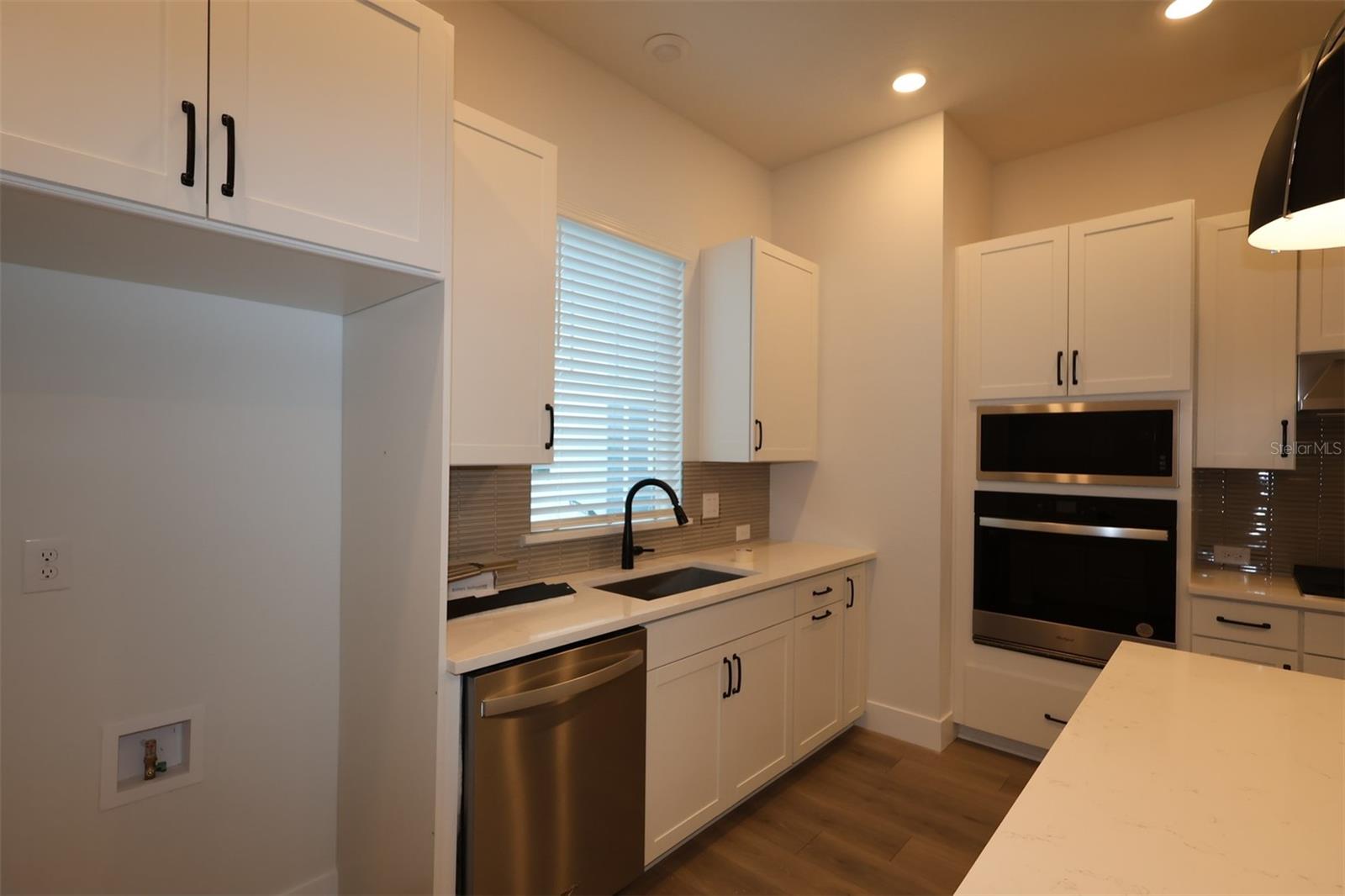 APEX AT SEMINOLE HEIGHTS - Residential