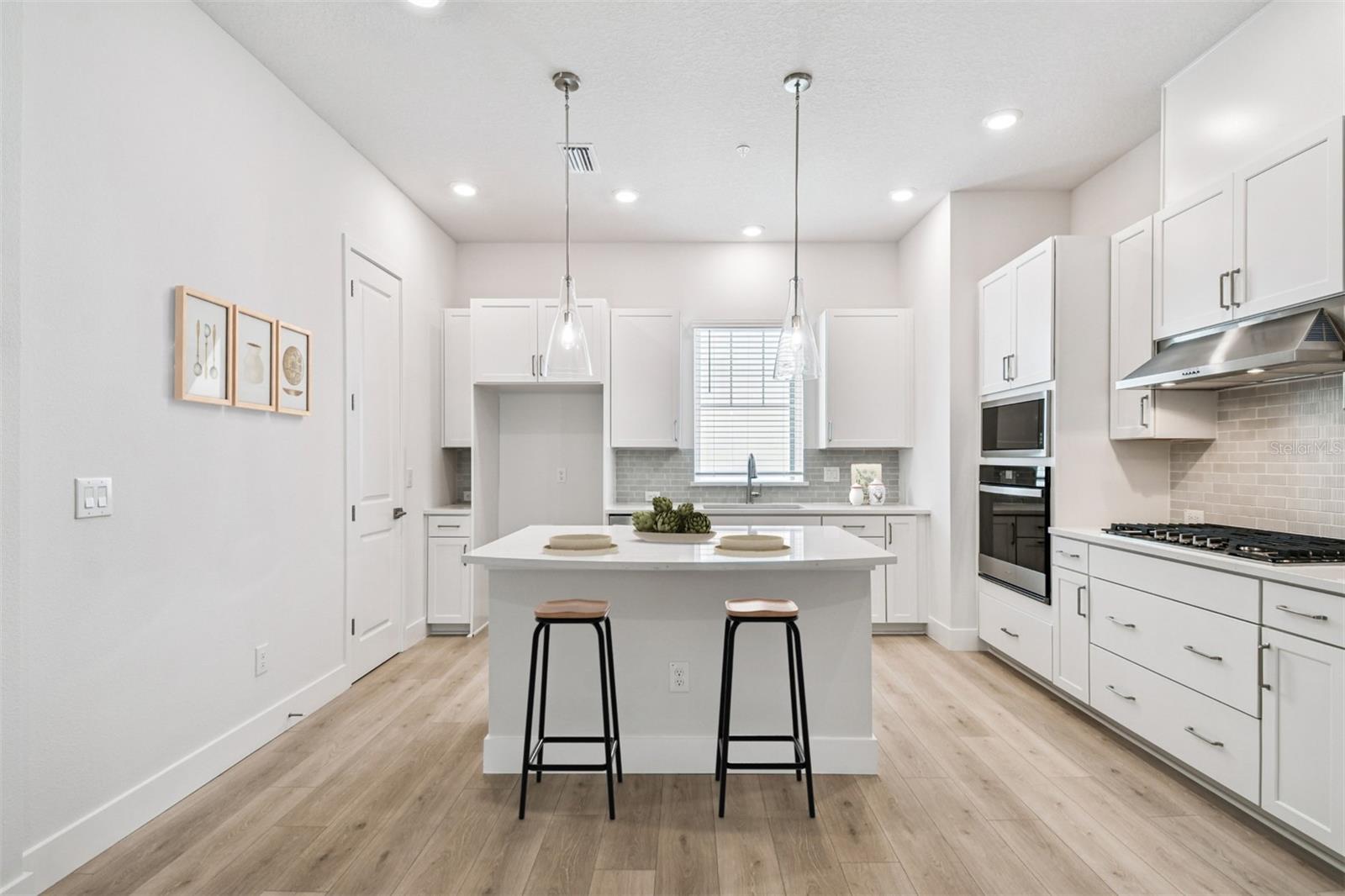 APEX AT SEMINOLE HEIGHTS - Residential