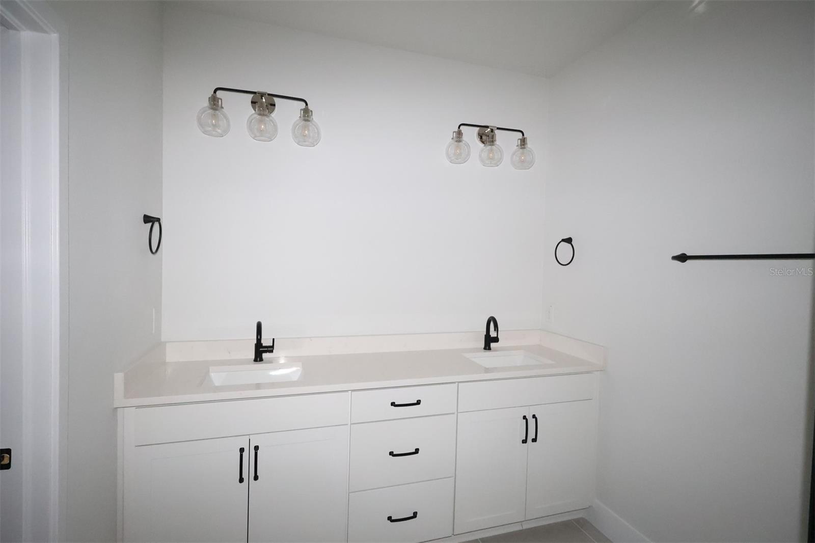 APEX AT SEMINOLE HEIGHTS - Residential