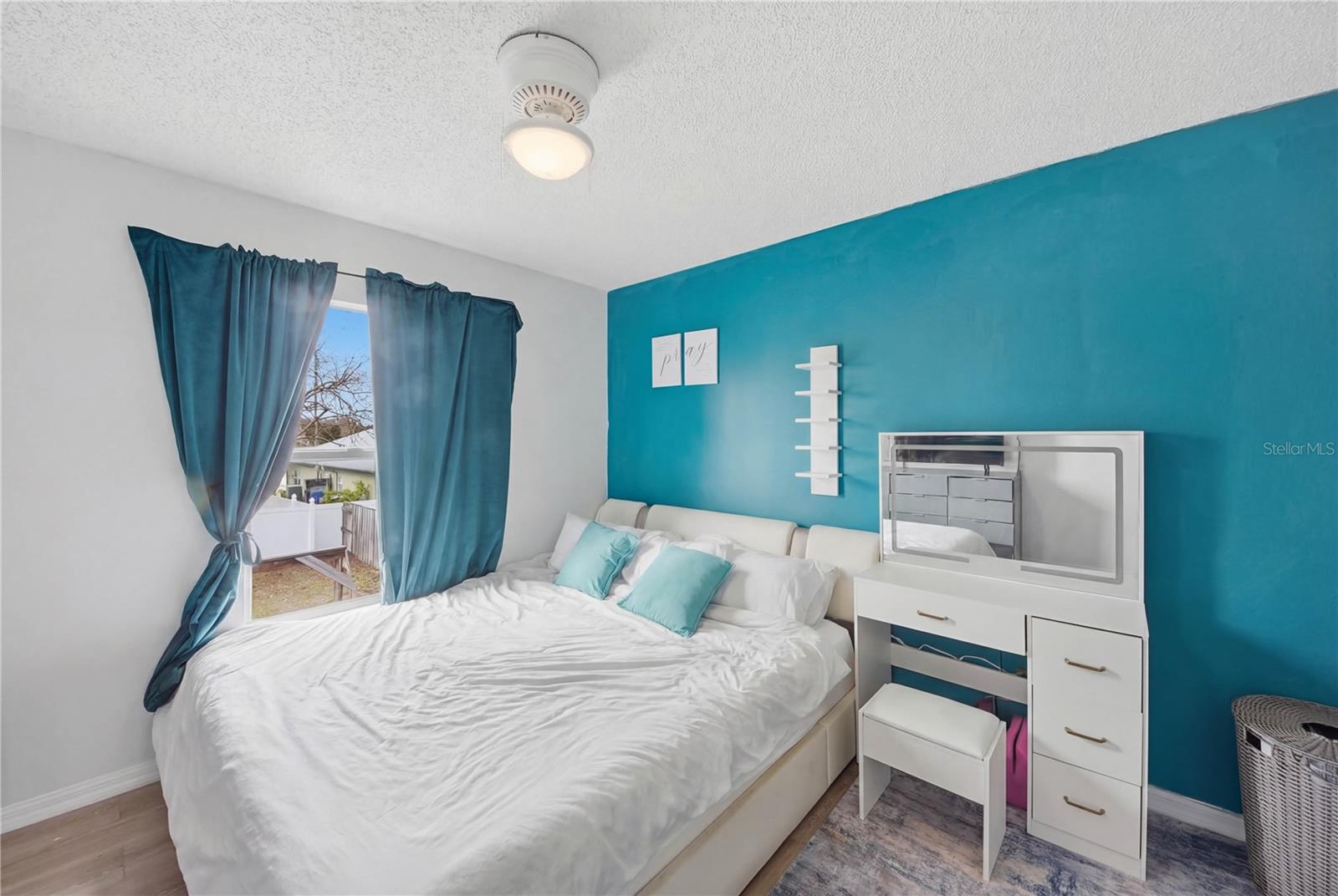 ASHTON PARK - Residential