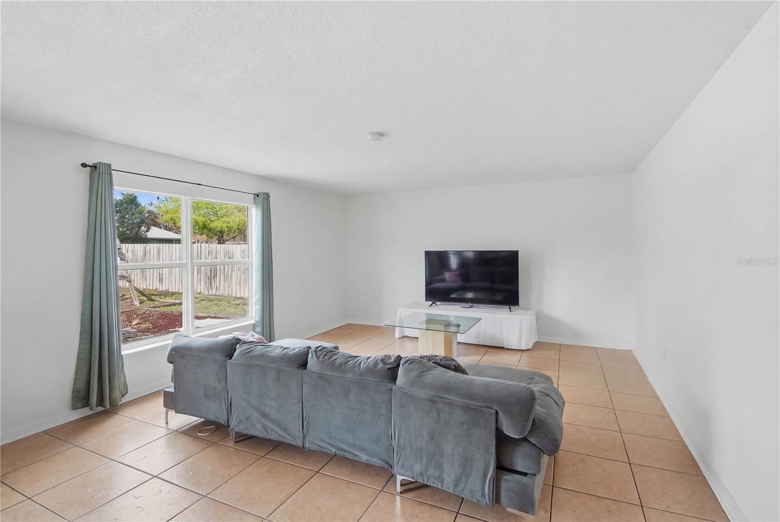 ASHTON PARK - Residential