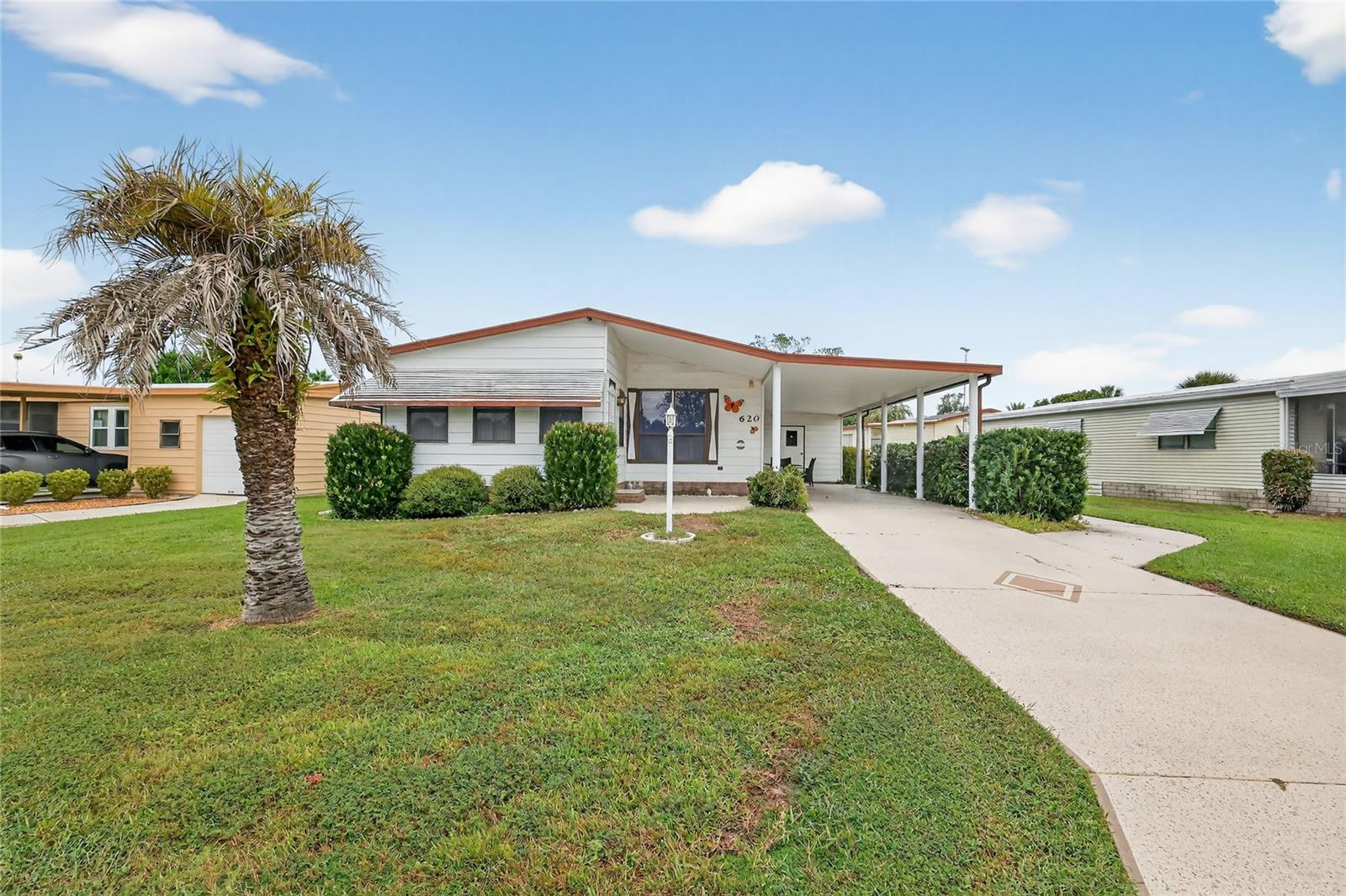 LADY LAKE ORANGE BLOSSOM GARDENS UNIT 06 - Residential