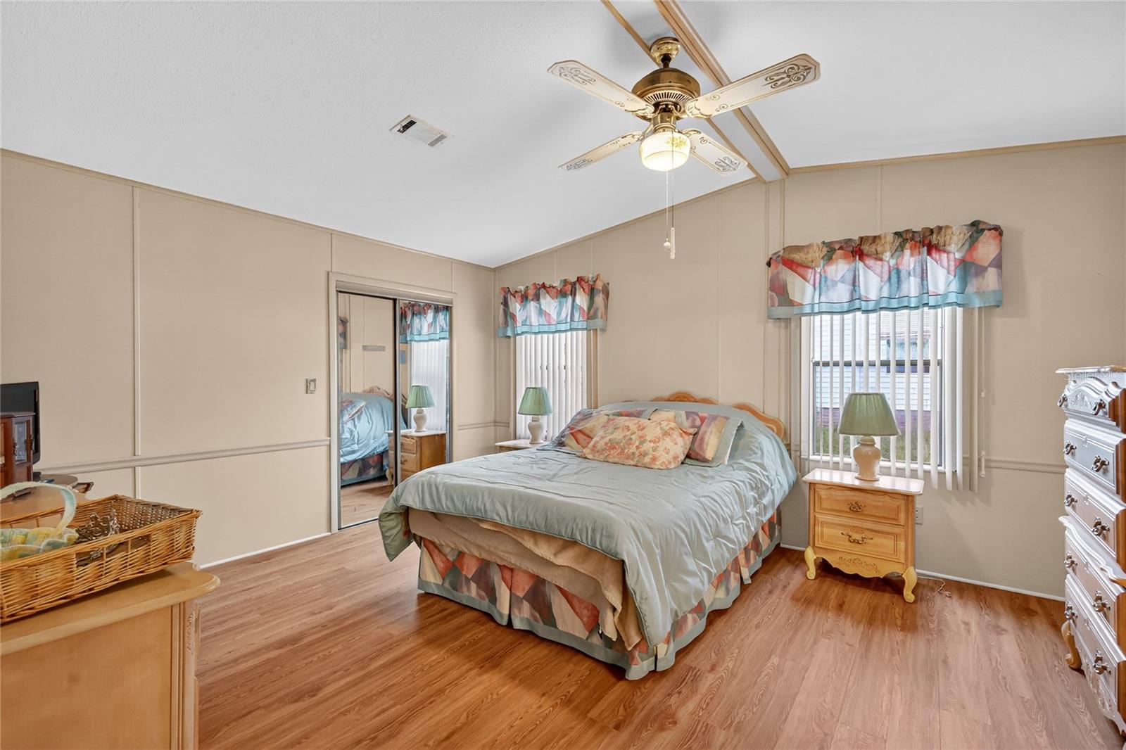 LADY LAKE ORANGE BLOSSOM GARDENS UNIT 06 - Residential