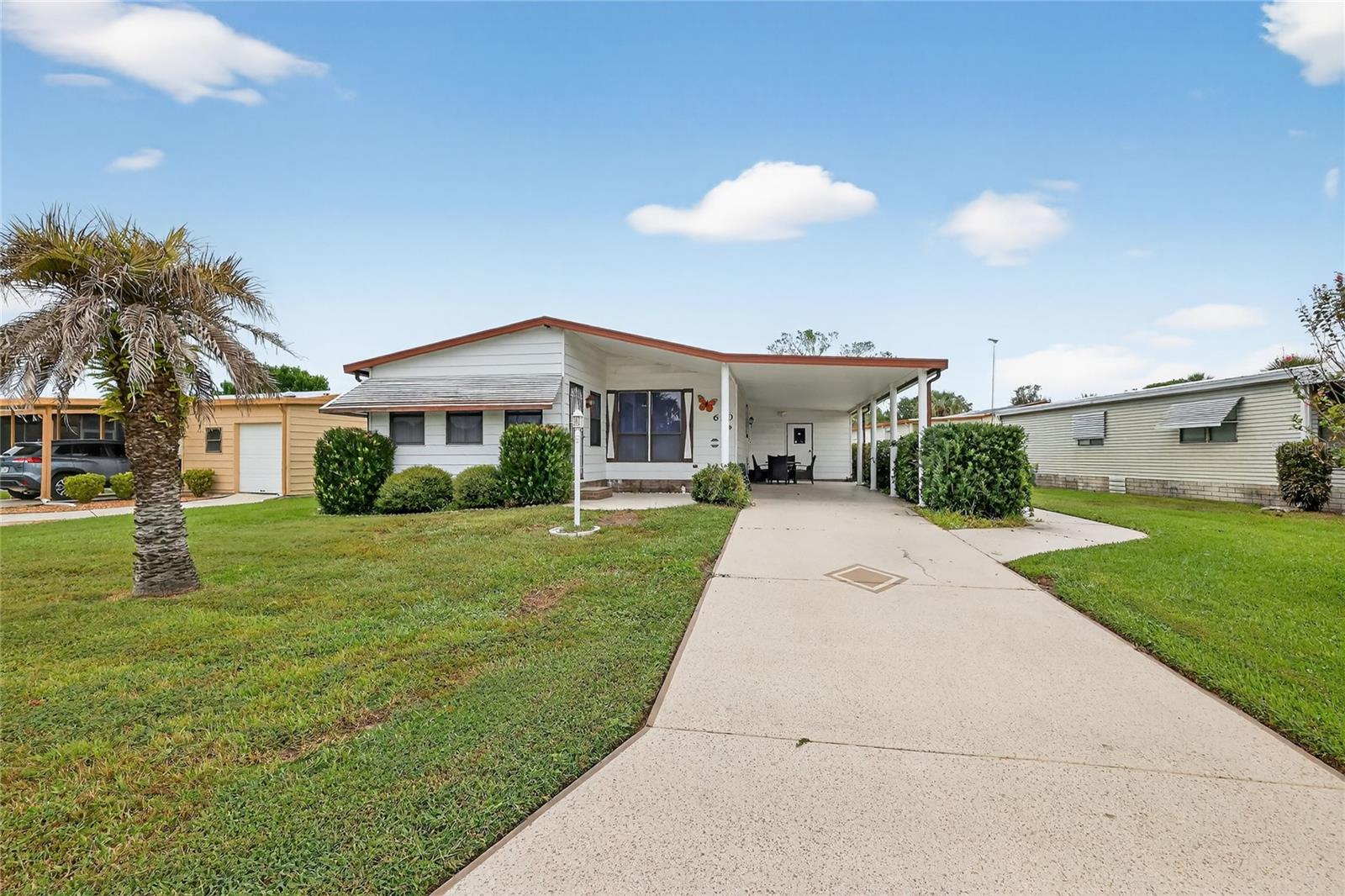 LADY LAKE ORANGE BLOSSOM GARDENS UNIT 06 - Residential