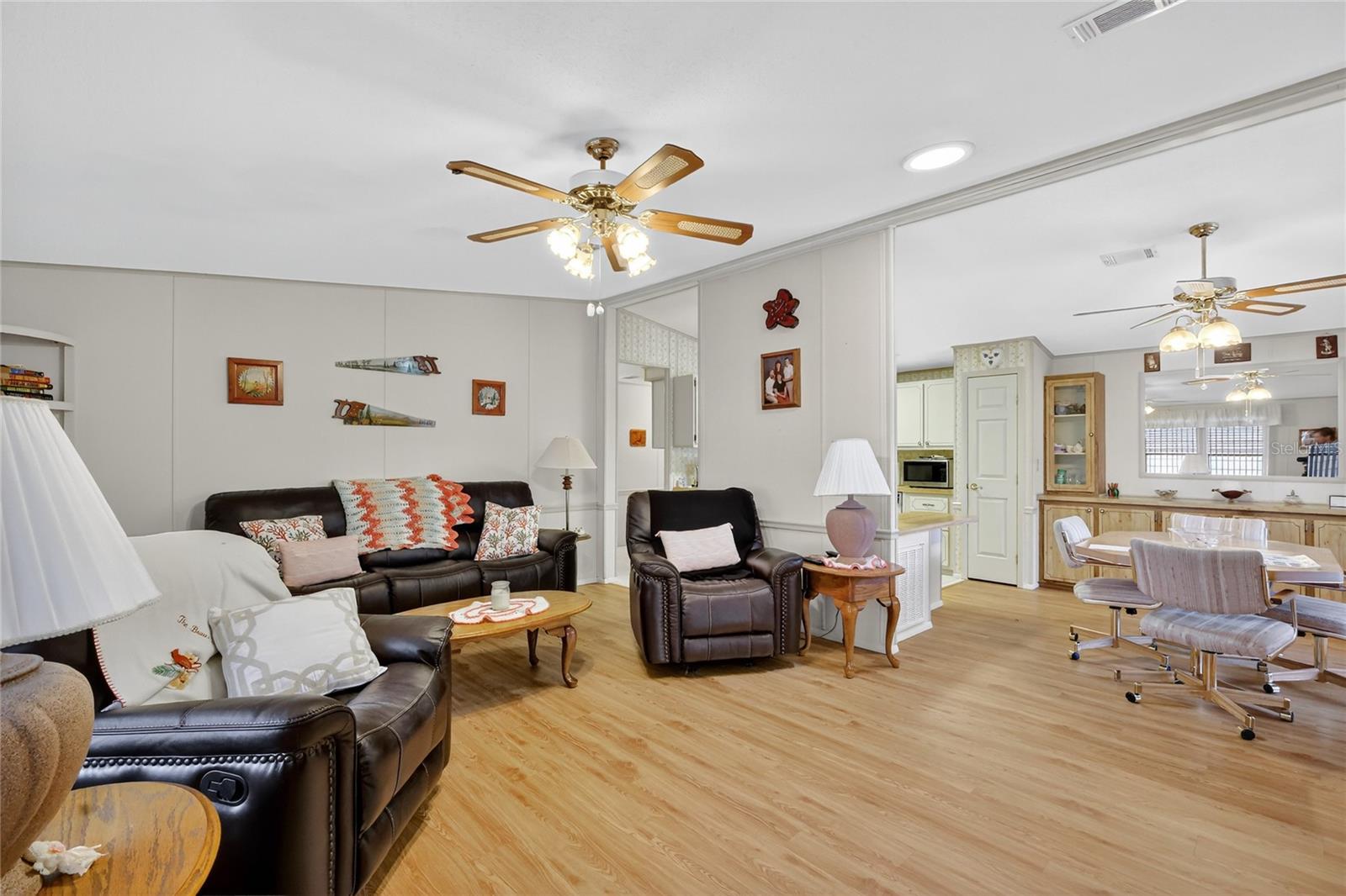 LADY LAKE ORANGE BLOSSOM GARDENS UNIT 06 - Residential