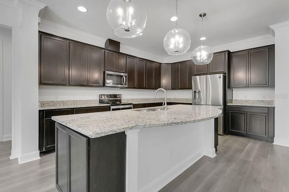14105 LARKSPUR LAKE DRIVE
