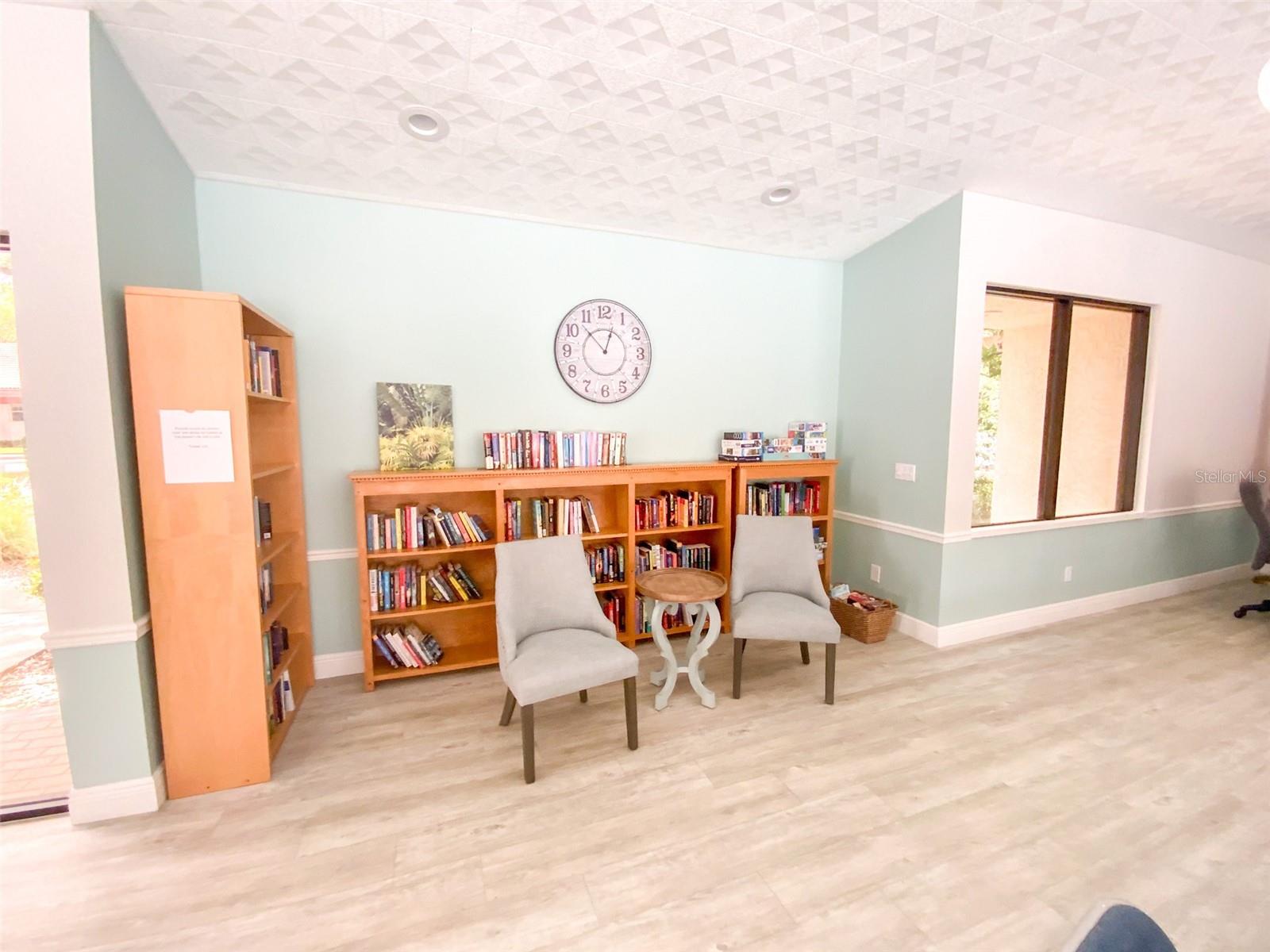 SCOTSDALE VILLA CONDO - Residential