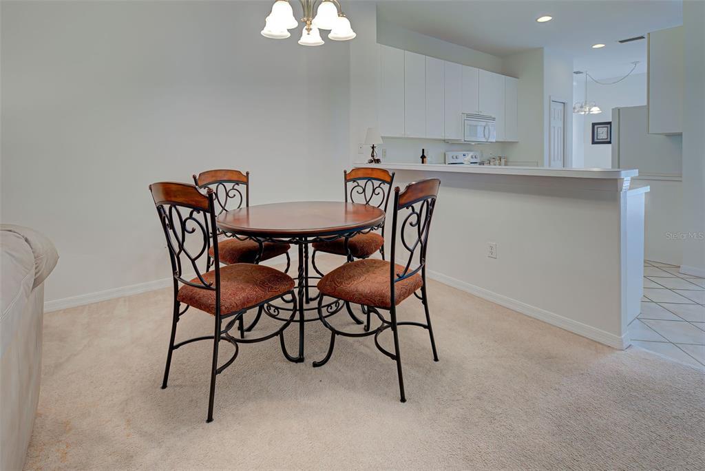 PELICAN POINTE GOLF & COUNTRY CLUB - Residential