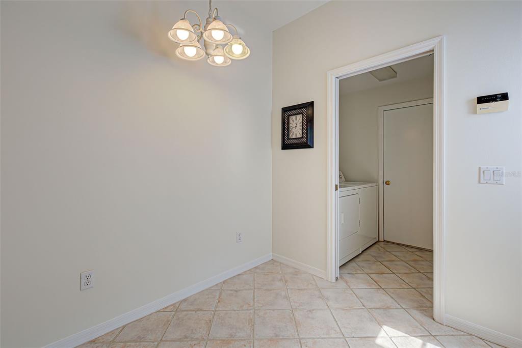 PELICAN POINTE GOLF & COUNTRY CLUB - Residential