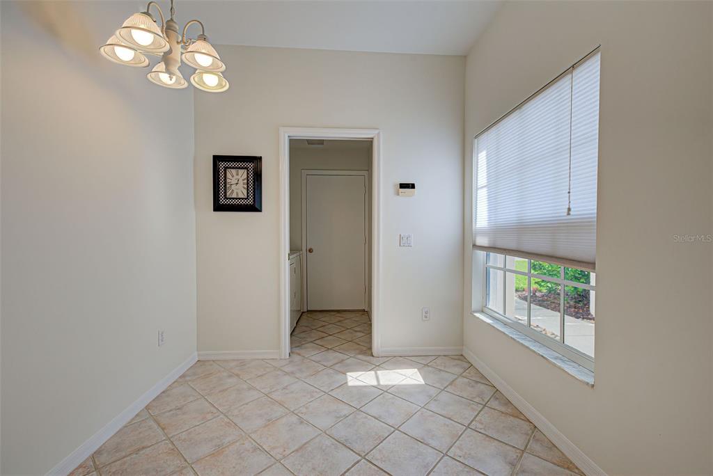 PELICAN POINTE GOLF & COUNTRY CLUB - Residential