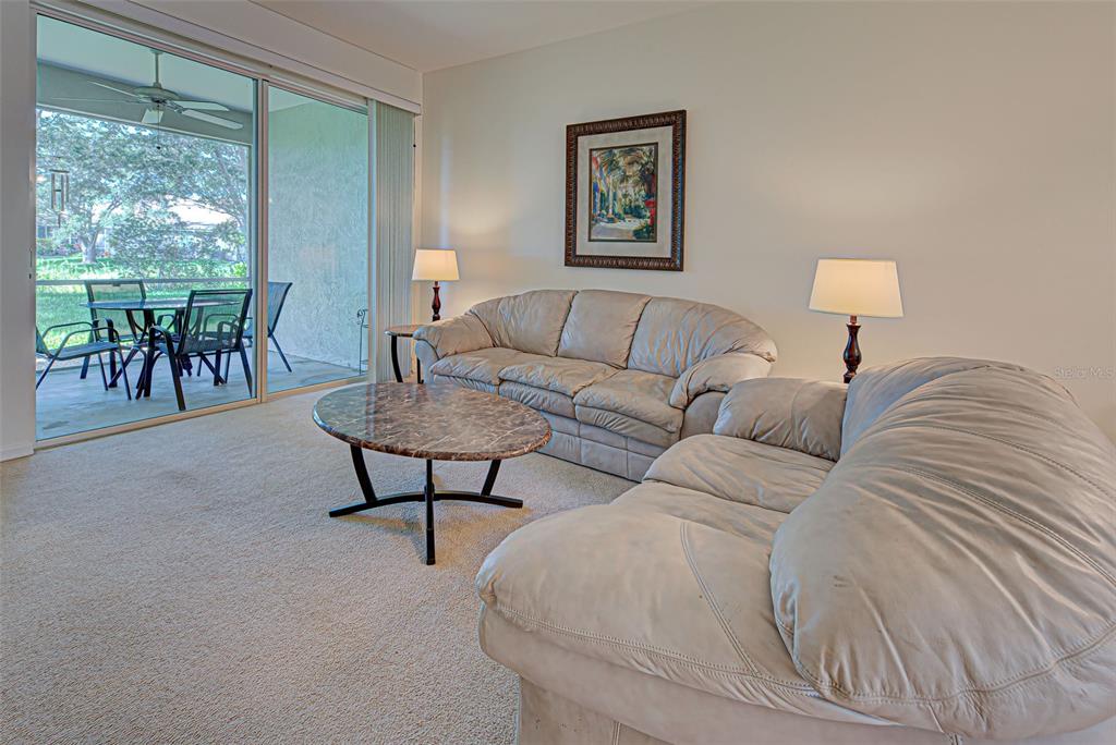 PELICAN POINTE GOLF & COUNTRY CLUB - Residential