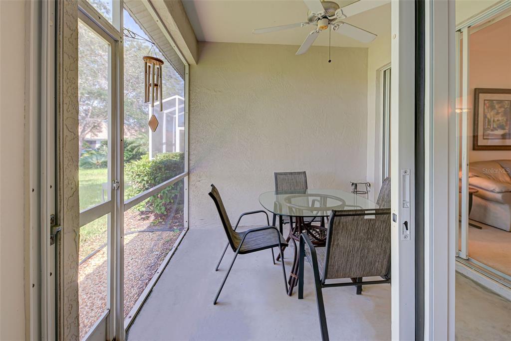 PELICAN POINTE GOLF & COUNTRY CLUB - Residential