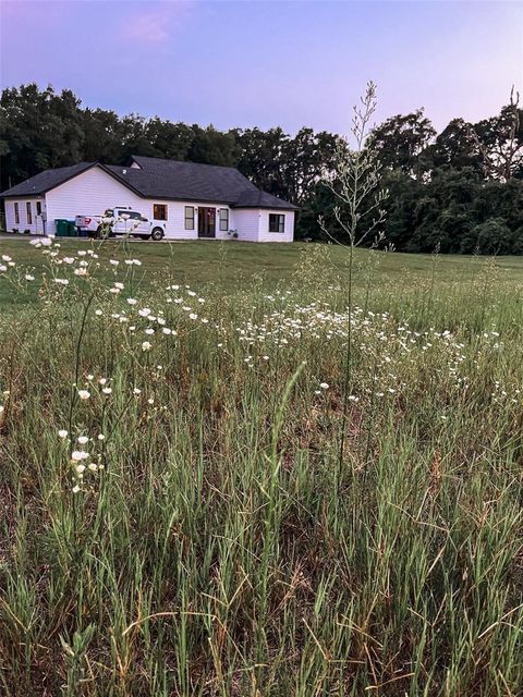 A home in ALACHUA