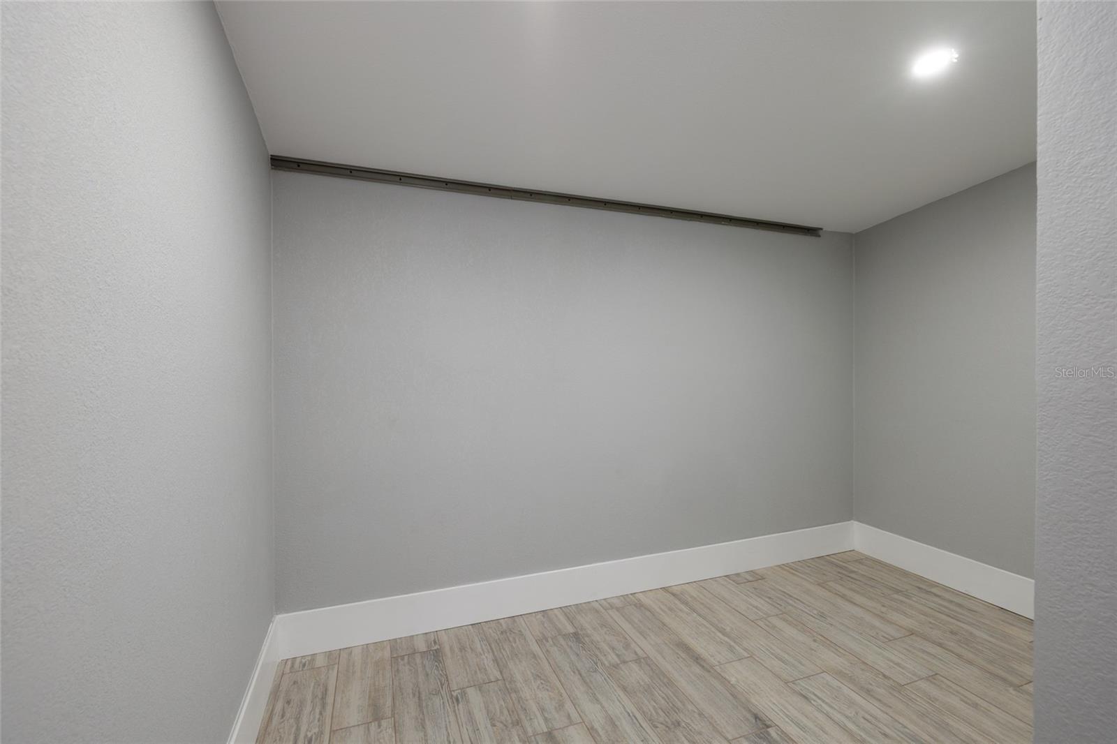 SUN LIT SHORES - Residential