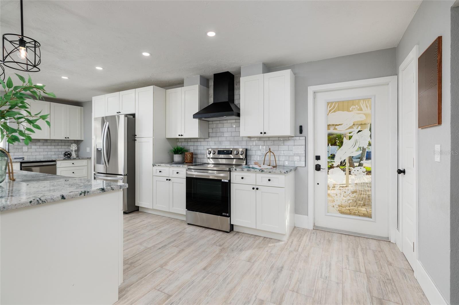 SUN LIT SHORES - Residential