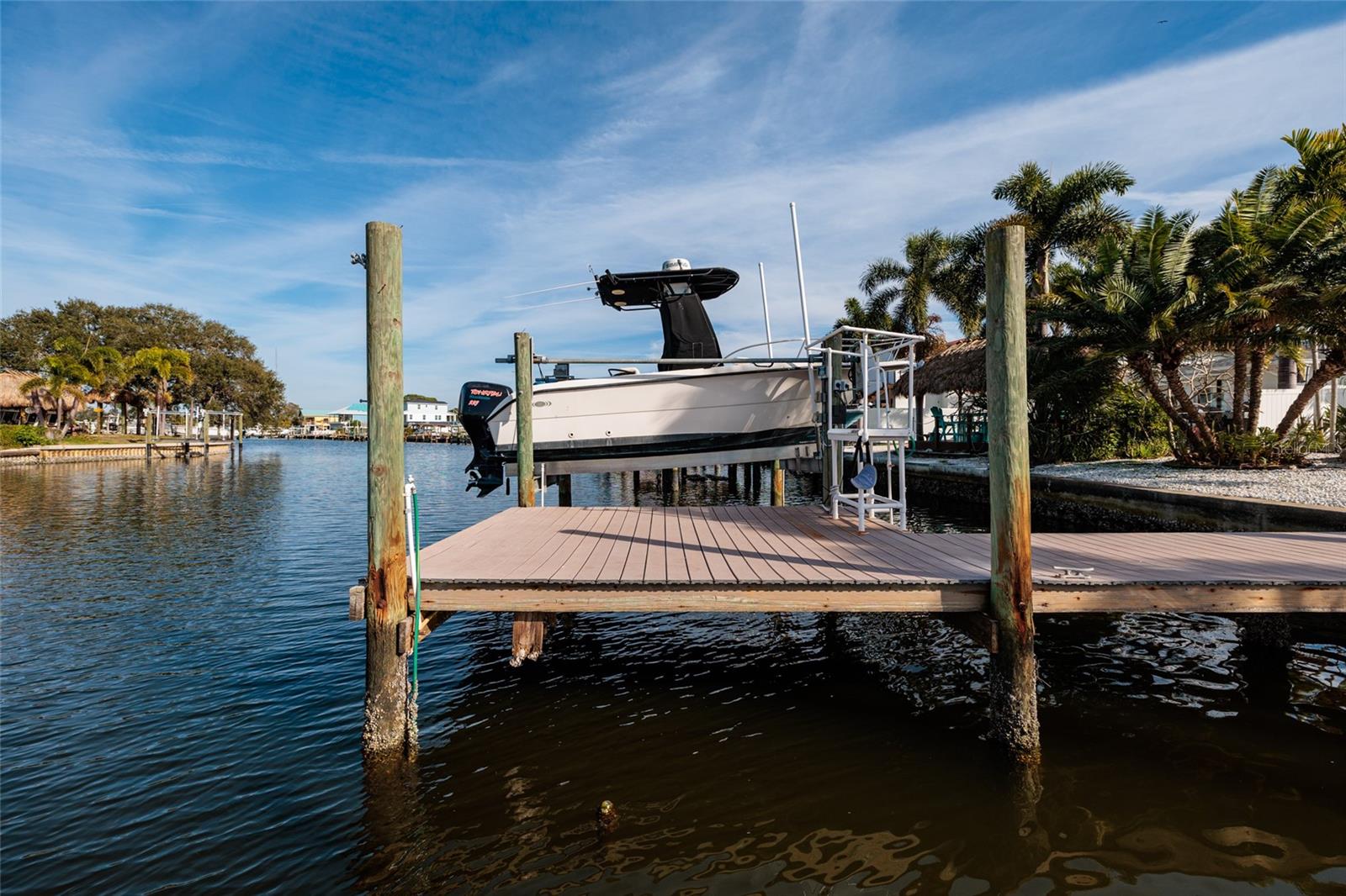 SUN LIT SHORES - Residential