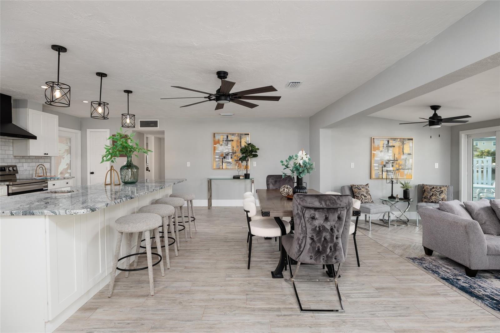 SUN LIT SHORES - Residential