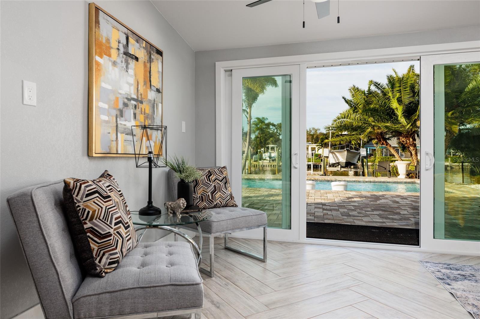 SUN LIT SHORES - Residential