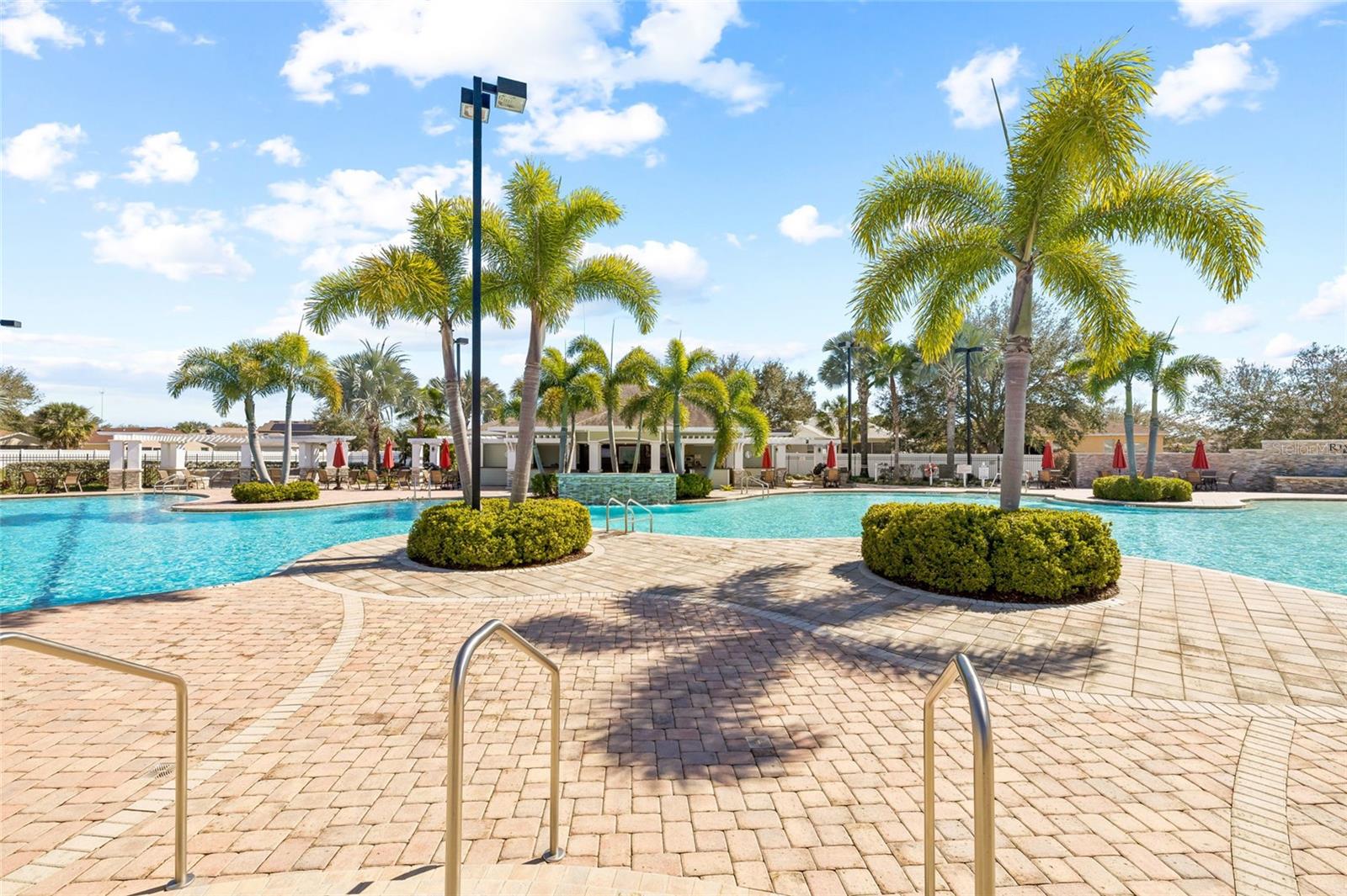 RIVERCREST TWNHMS WEST PHAS - Residential Lease