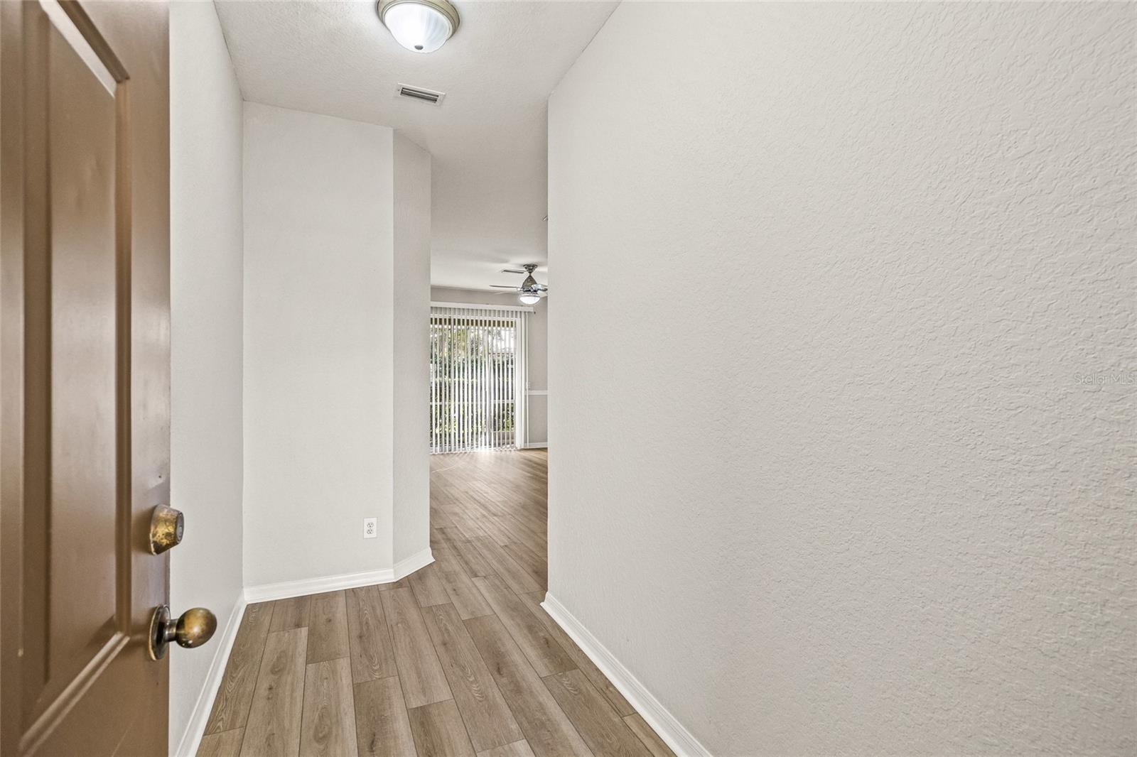 RIVERCREST TWNHMS WEST PHAS - Residential Lease