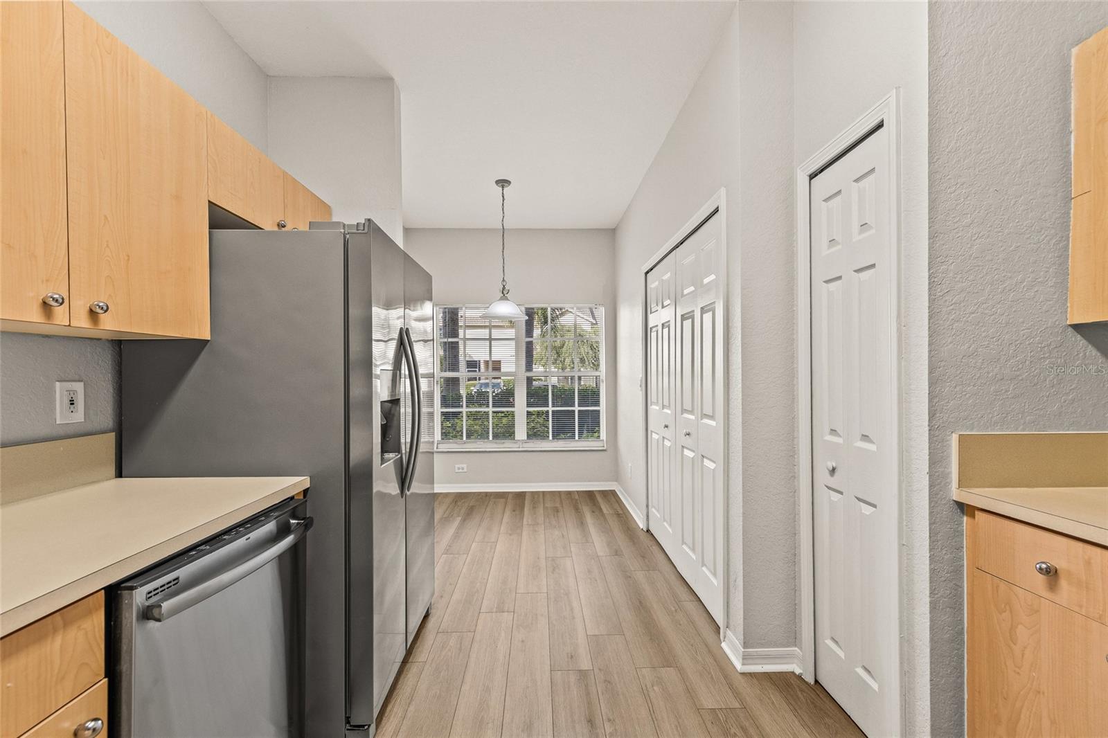 RIVERCREST TWNHMS WEST PHAS - Residential Lease