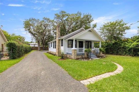 Photo of 18 SE 14th Avenue, Ocala, FL 34471 (MLS # OM732654)
