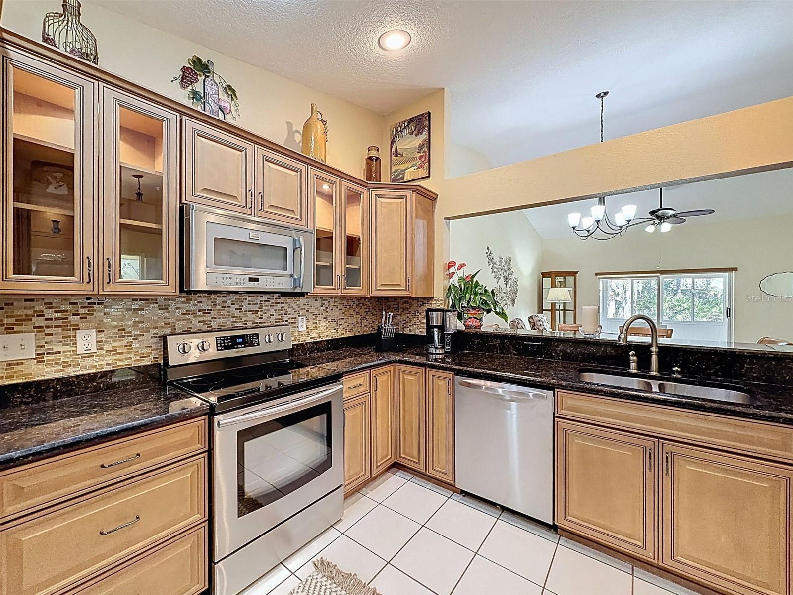 LAKE BERNADETTE 06 - Residential