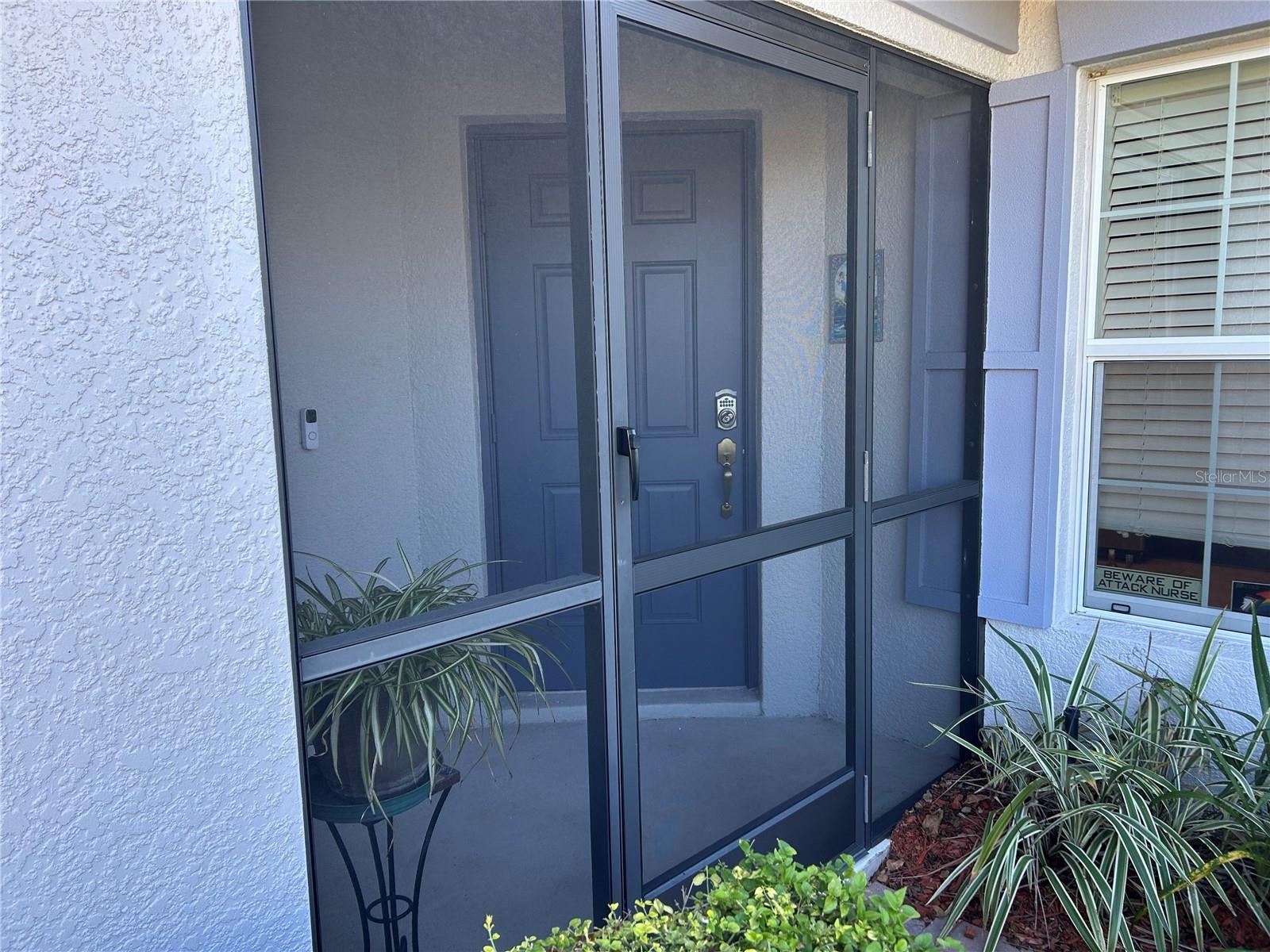 Casas a venda 3 - Jen Dantas 3365 RALEIGH DRIVE