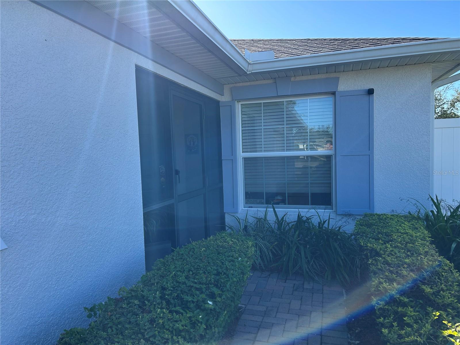 Casas a venda 2 - Jen Dantas 3365 RALEIGH DRIVE