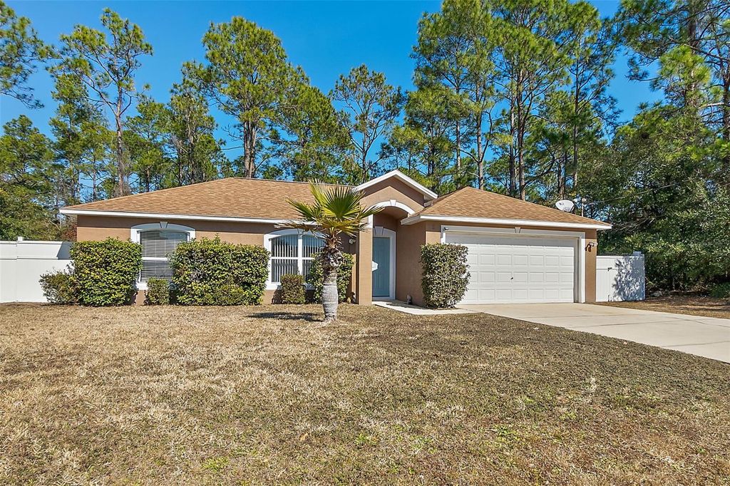 Photo of 36 Wheeling Lane, Palm Coast, FL 32164 (MLS # FC315879)
