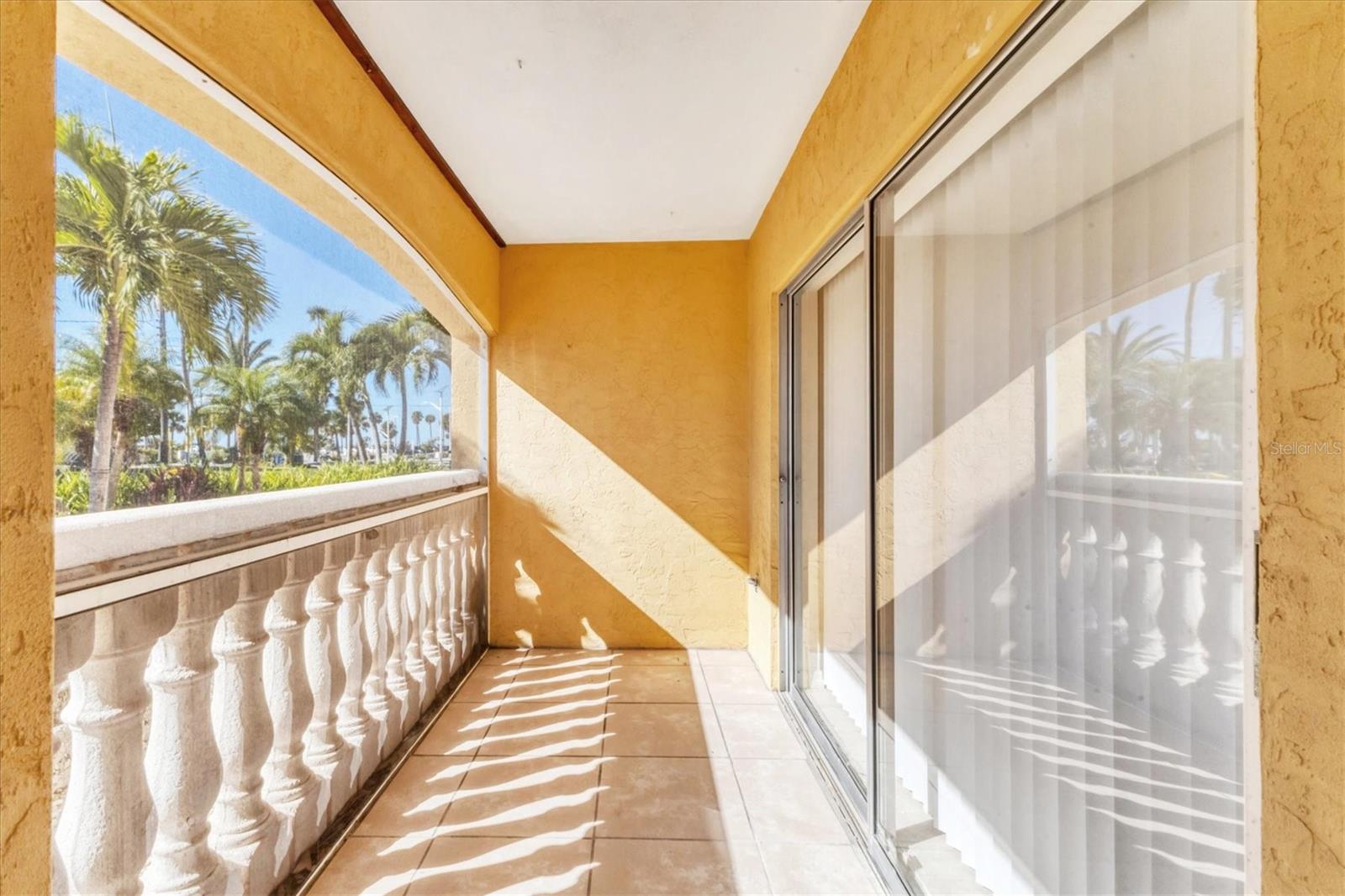 LIDO ROYALE - Residential