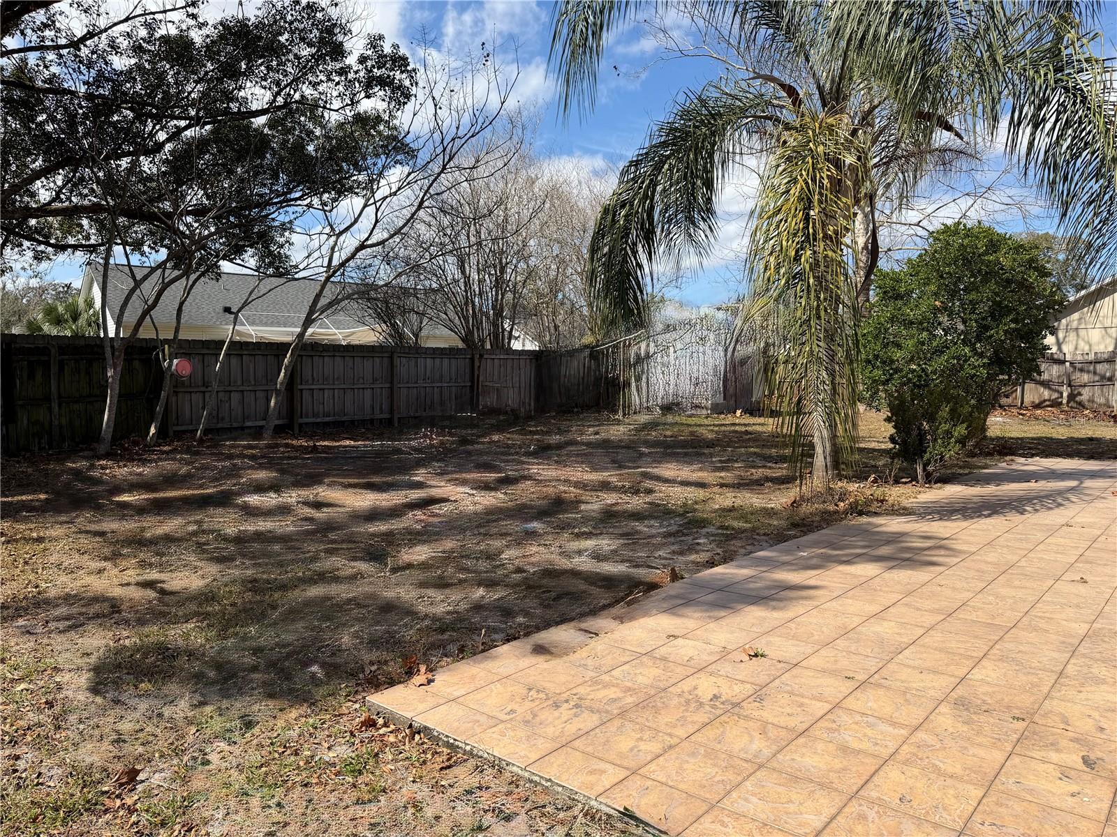 MIDDLETON OAKS - Residential