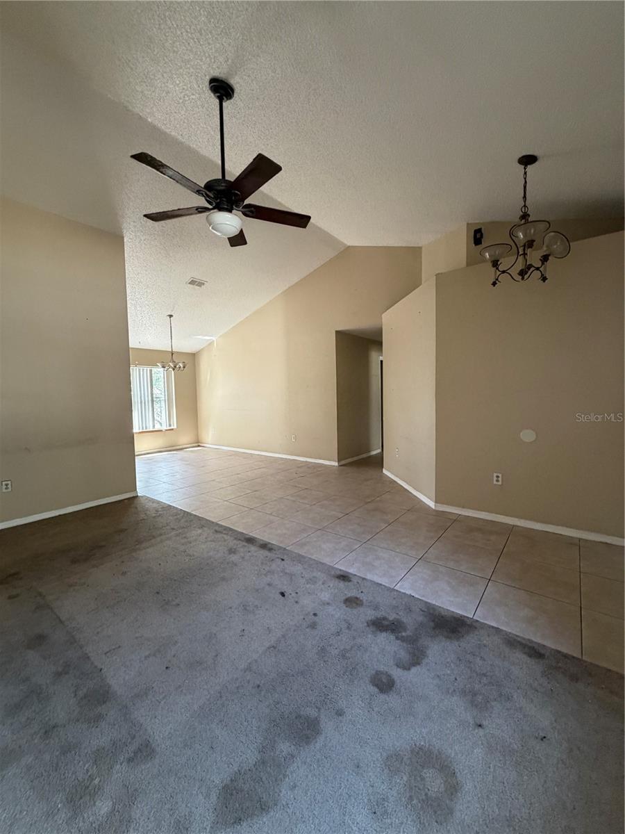 MIDDLETON OAKS - Residential