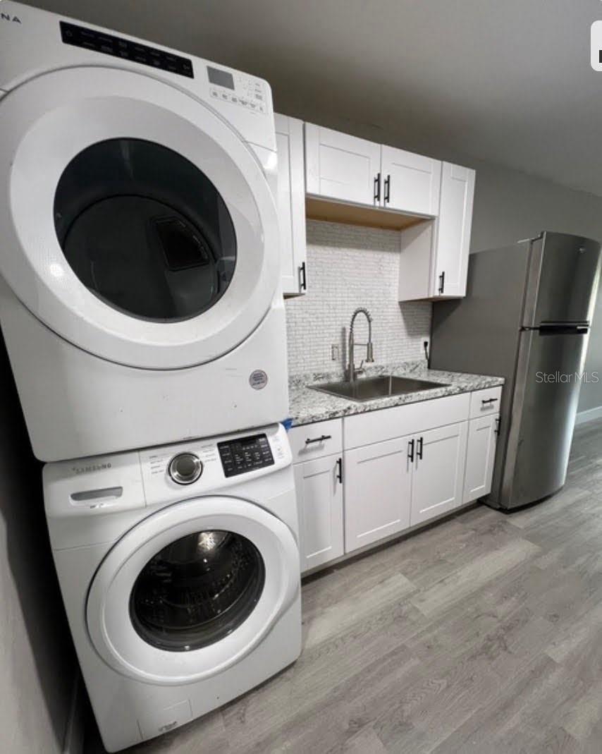 OAKLAND HILLS - Residential Lease