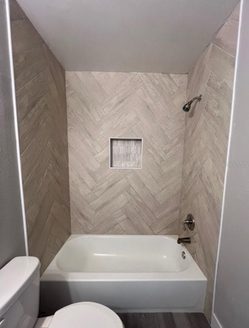 OAKLAND HILLS - Residential Lease