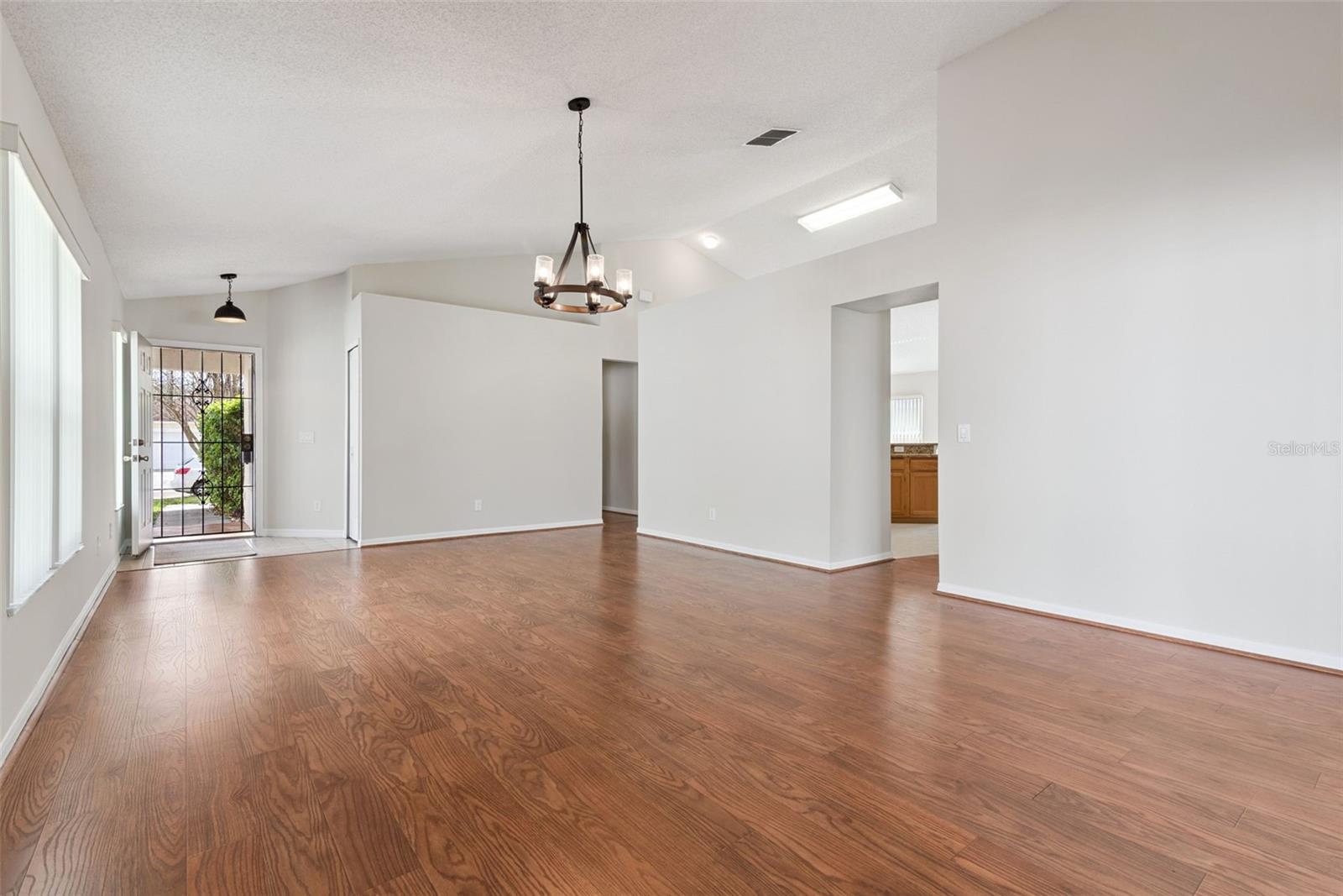 SOUTHCHASE PH 01B VILLAGE 04 - Residential