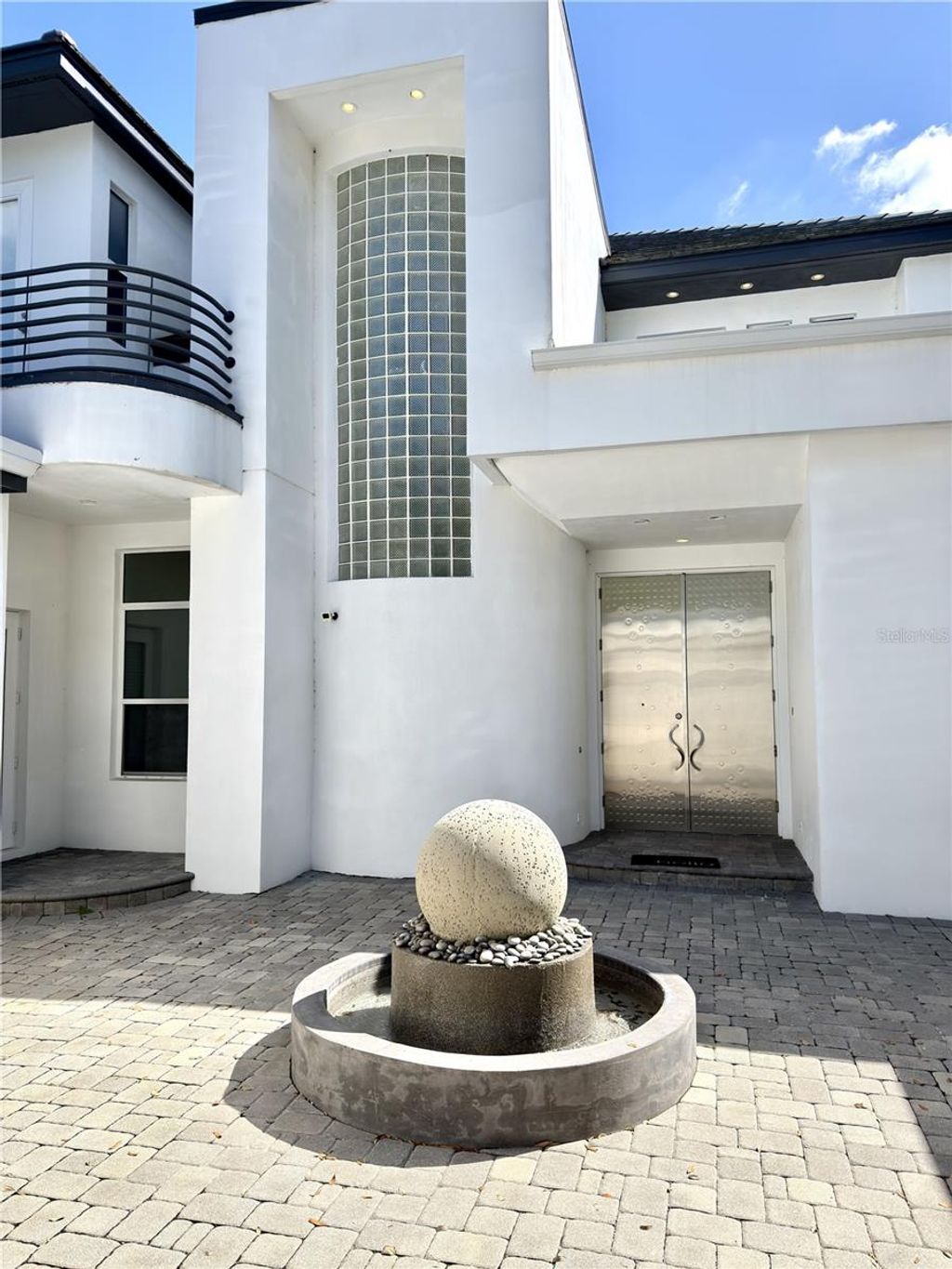 Photo of 6049 Lady Bet Drive, Orlando, FL 32819 (MLS # O6388063)