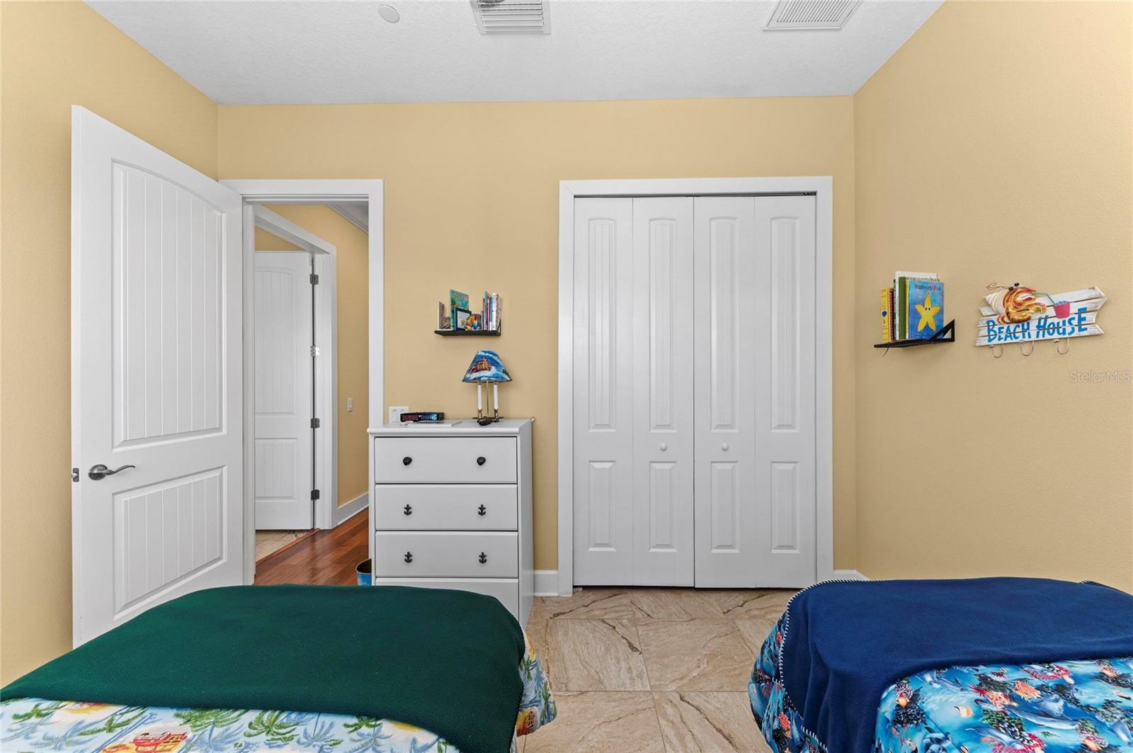 HARBOUR ISLE - Residential