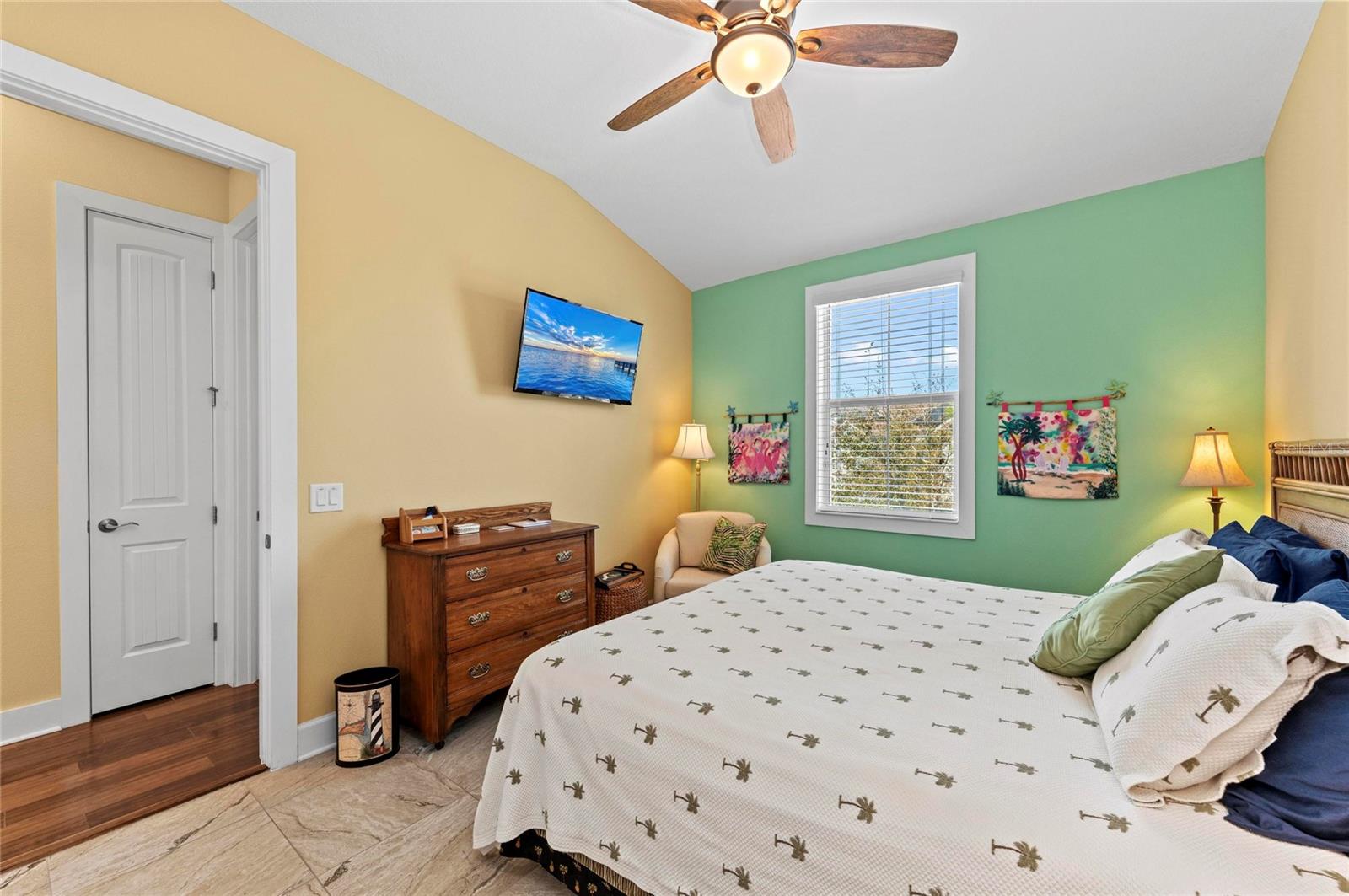 HARBOUR ISLE - Residential