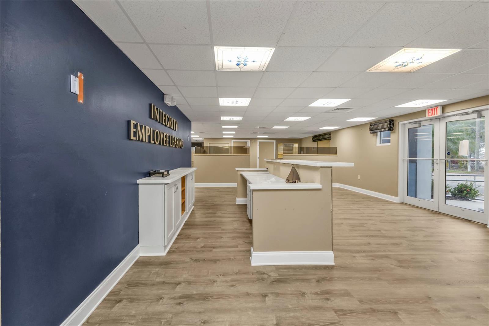 128 W CHARLOTTE AVENUE 117B