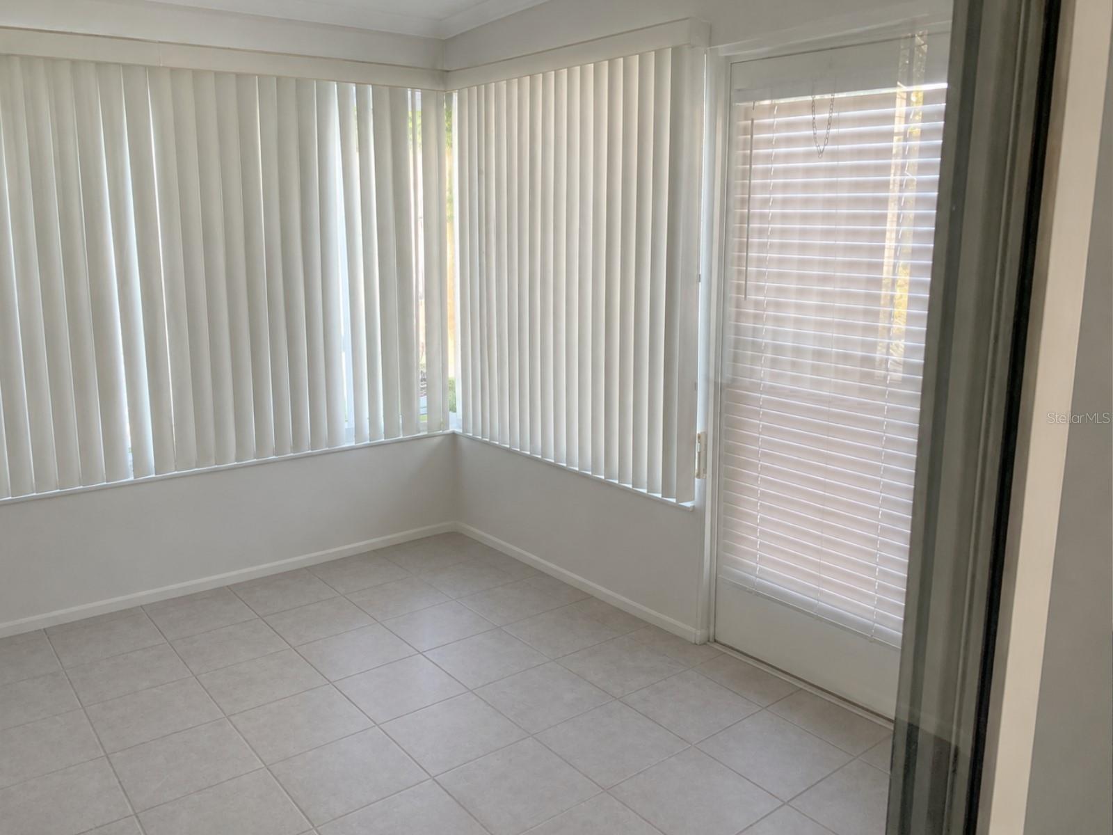 EMBASSY HILLS - Residential