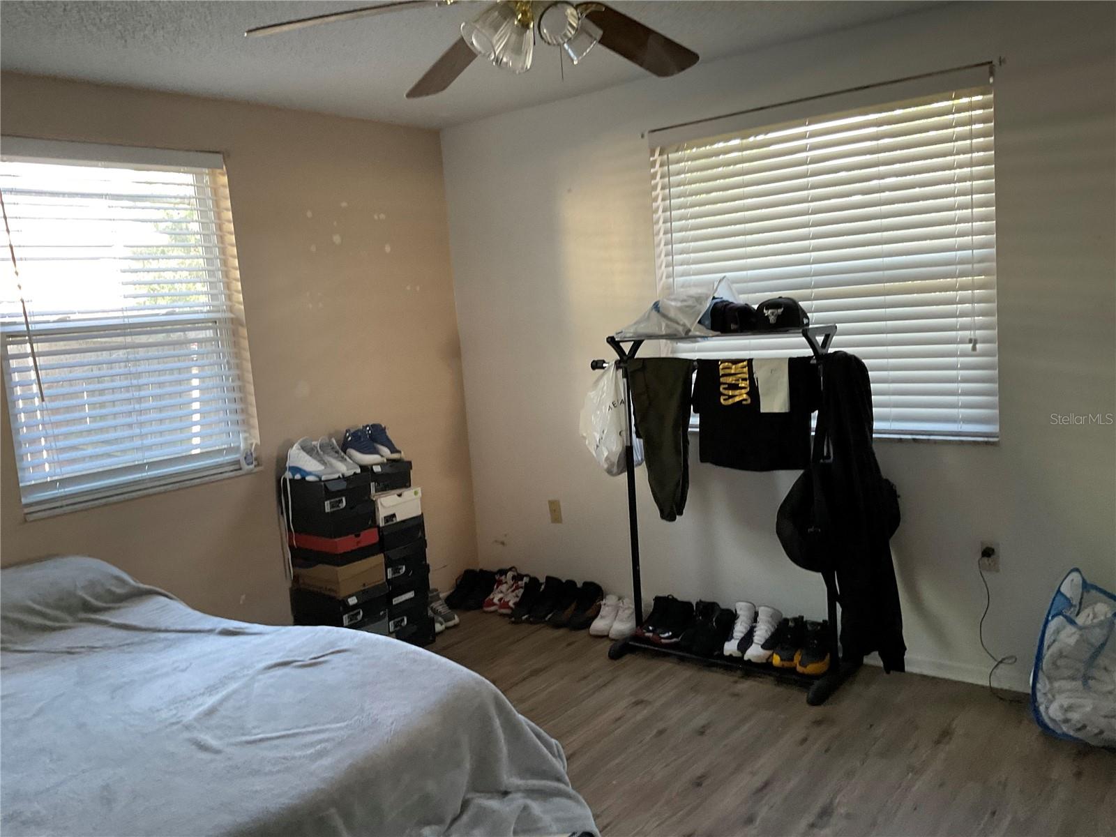 EMBASSY HILLS - Residential