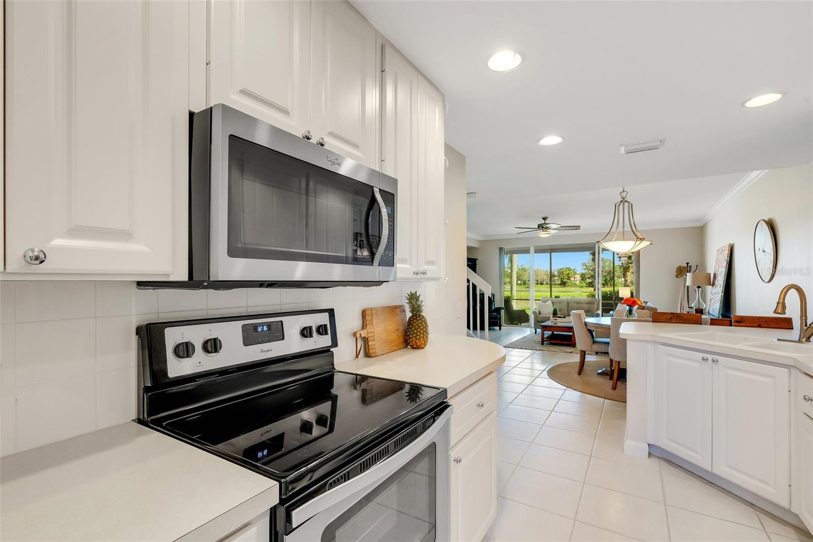 VILLAGEWALK - Residential Lease