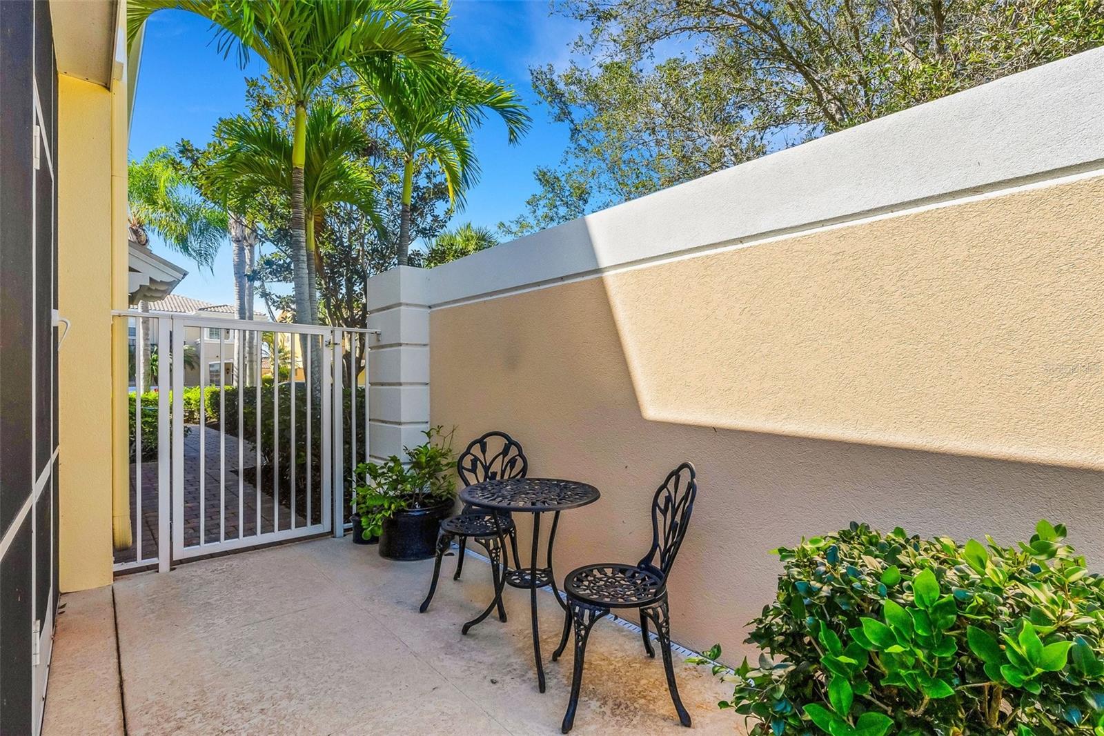 VILLAGEWALK - Residential Lease